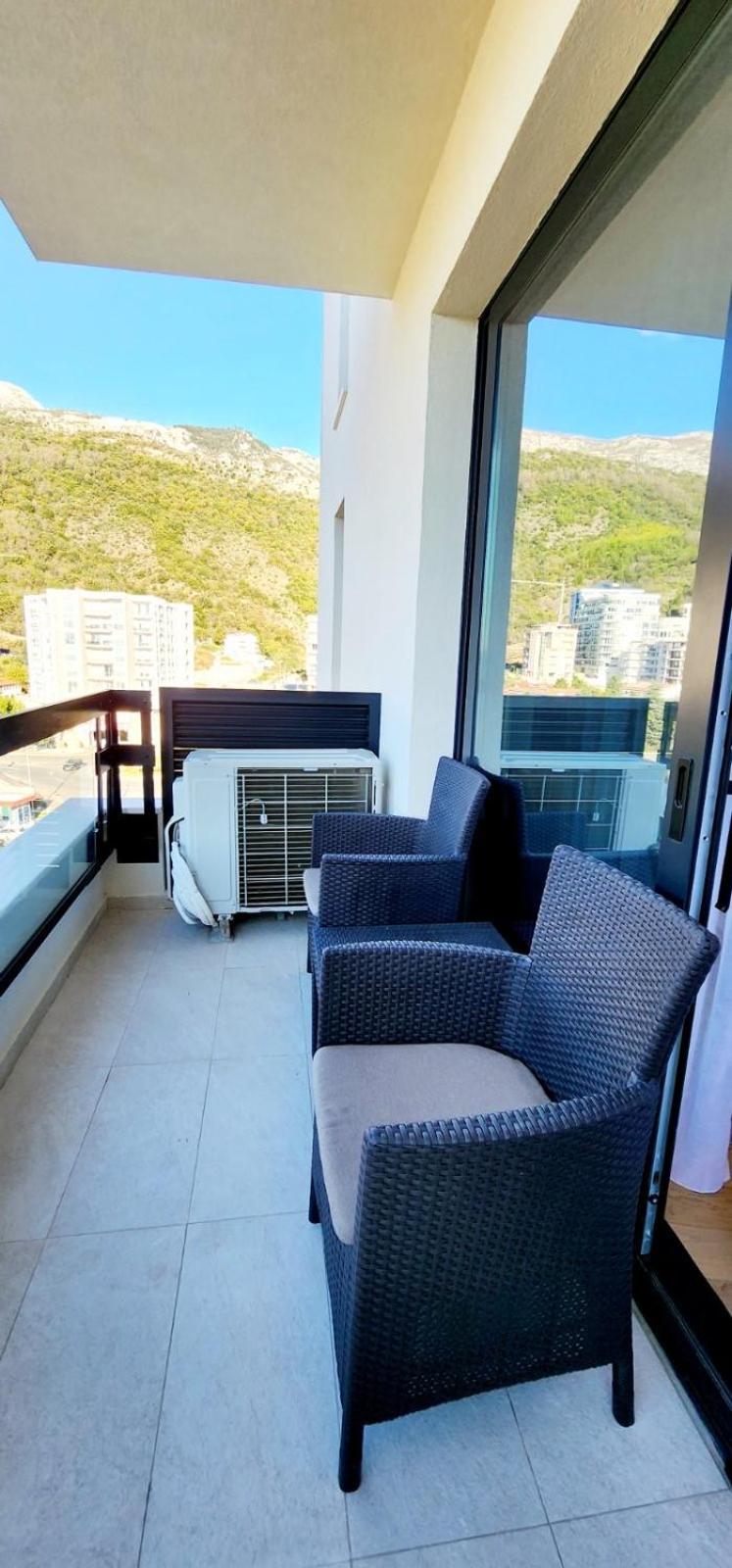 MM Apartment view 4