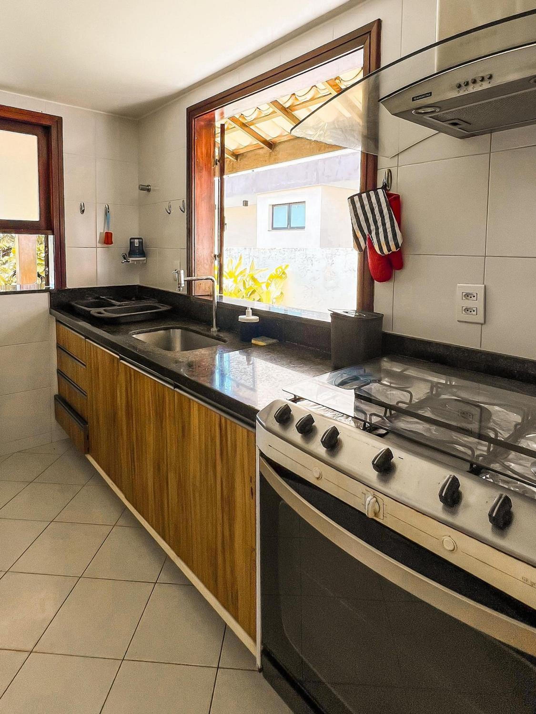 Casa Espetacular Praia em Busca Vida Bahia