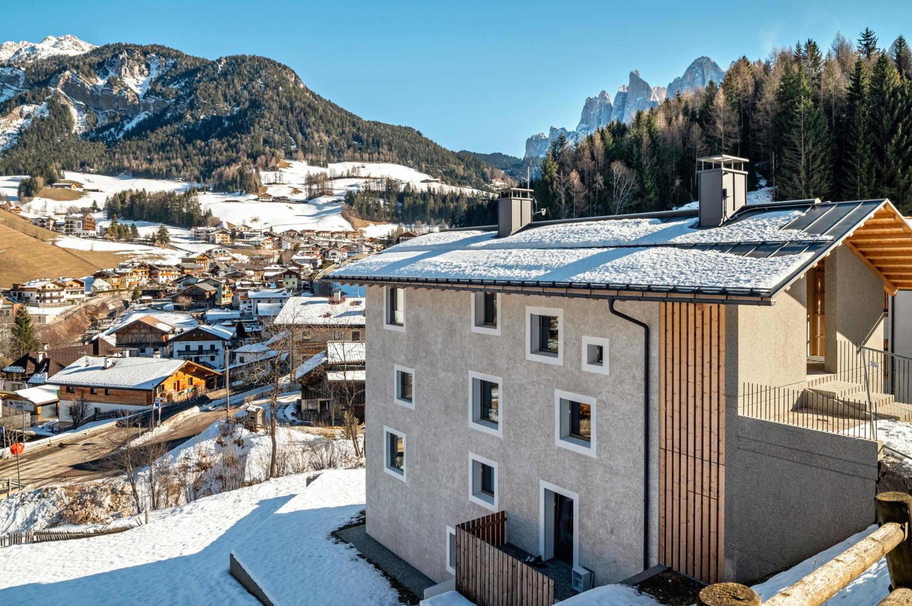 Lena Dolomites Suite