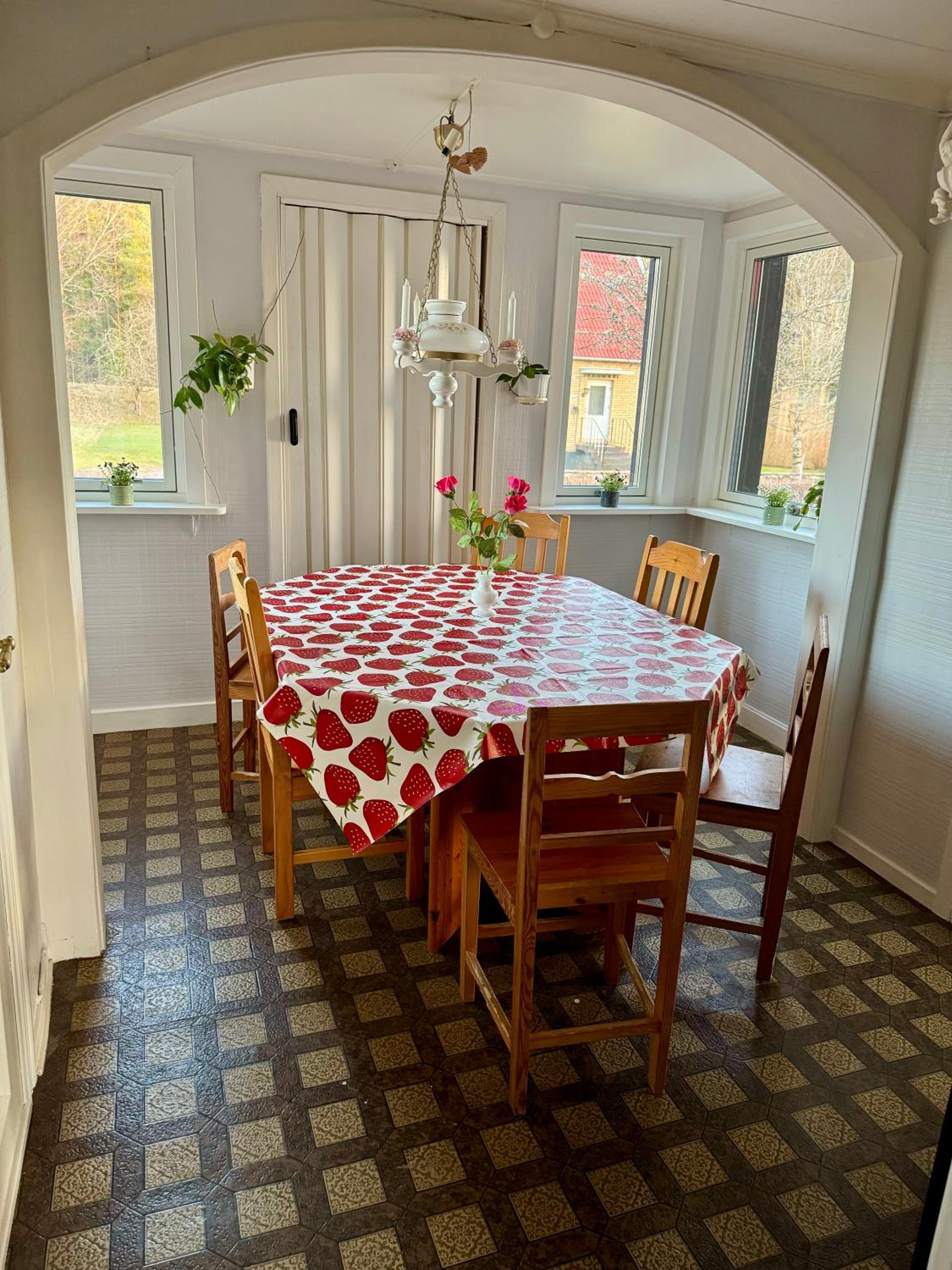 Lilla Röda Huset. view 3