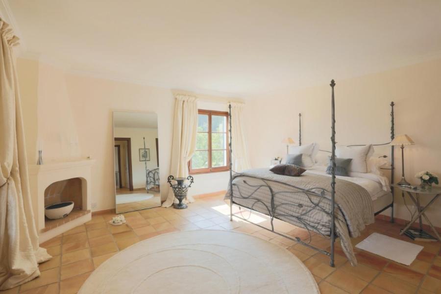 Residencia Baranda by Vida Villas