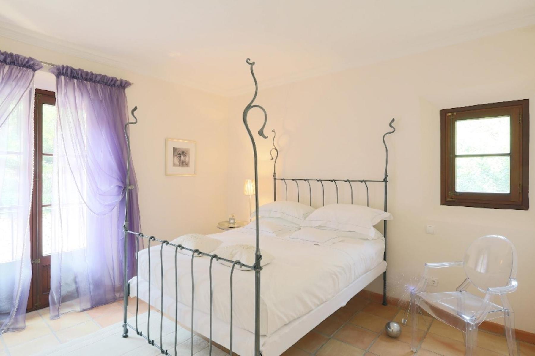 Residencia Baranda by Vida Villas