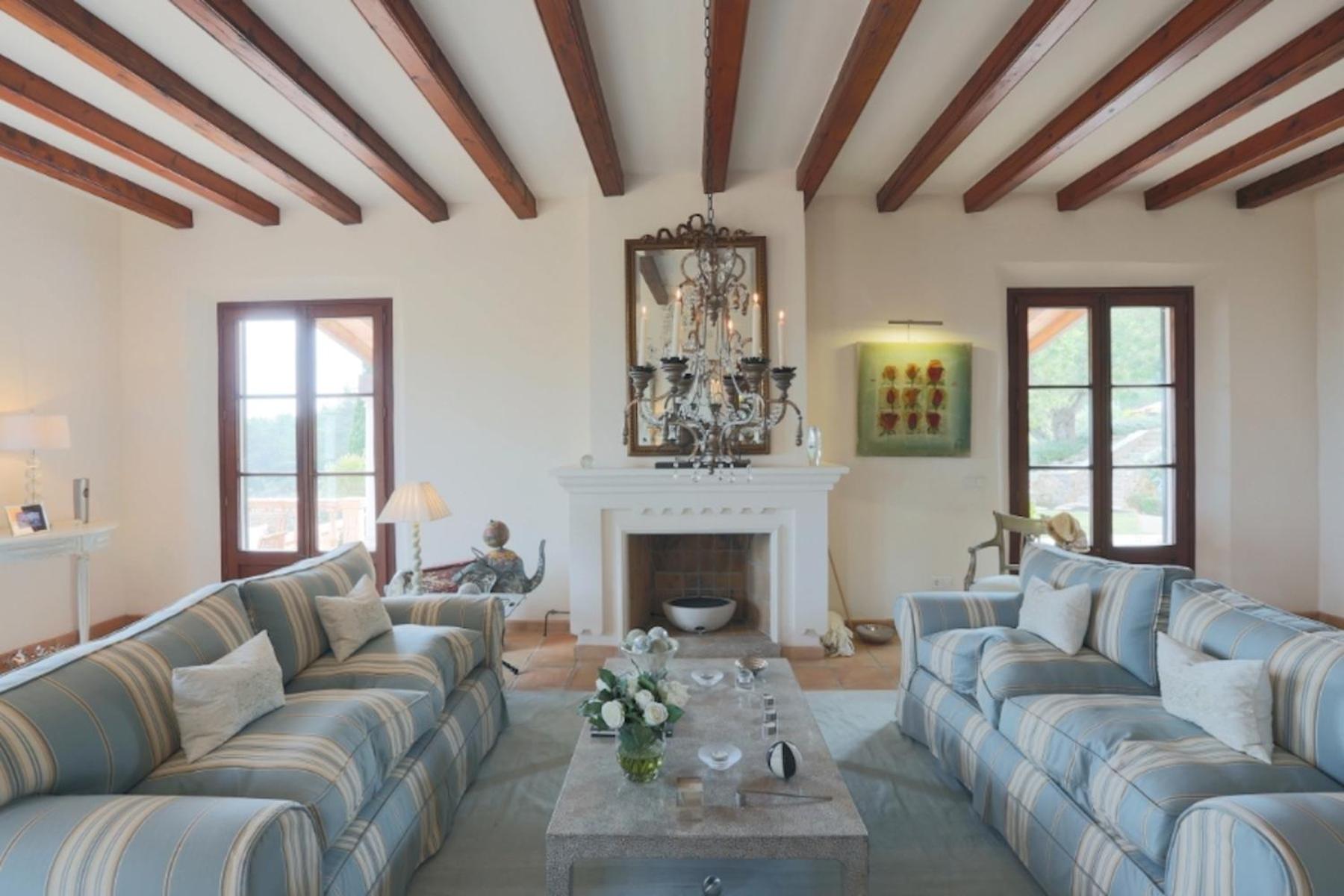 Residencia Baranda by Vida Villas