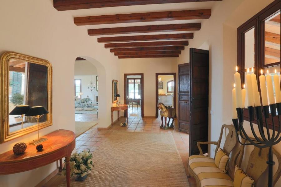 Residencia Baranda by Vida Villas