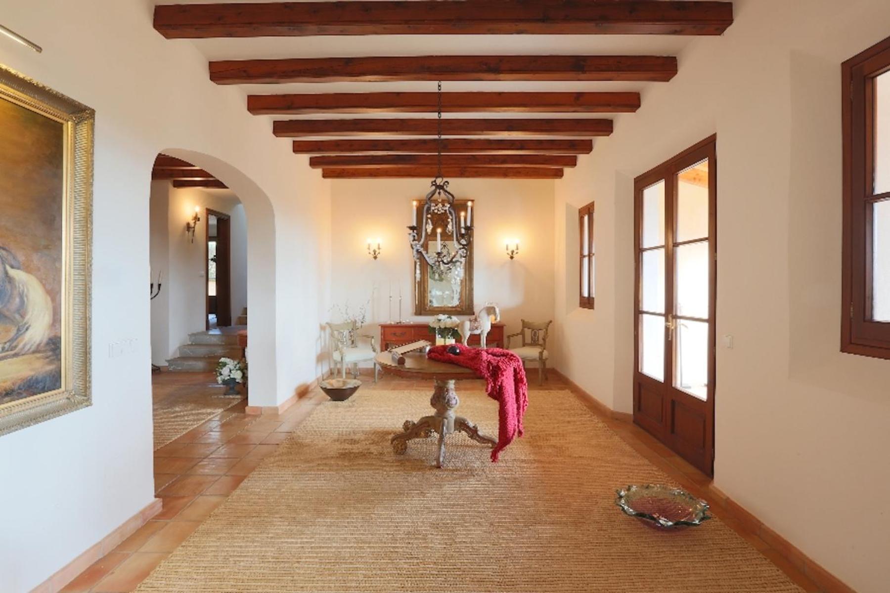 Residencia Baranda by Vida Villas