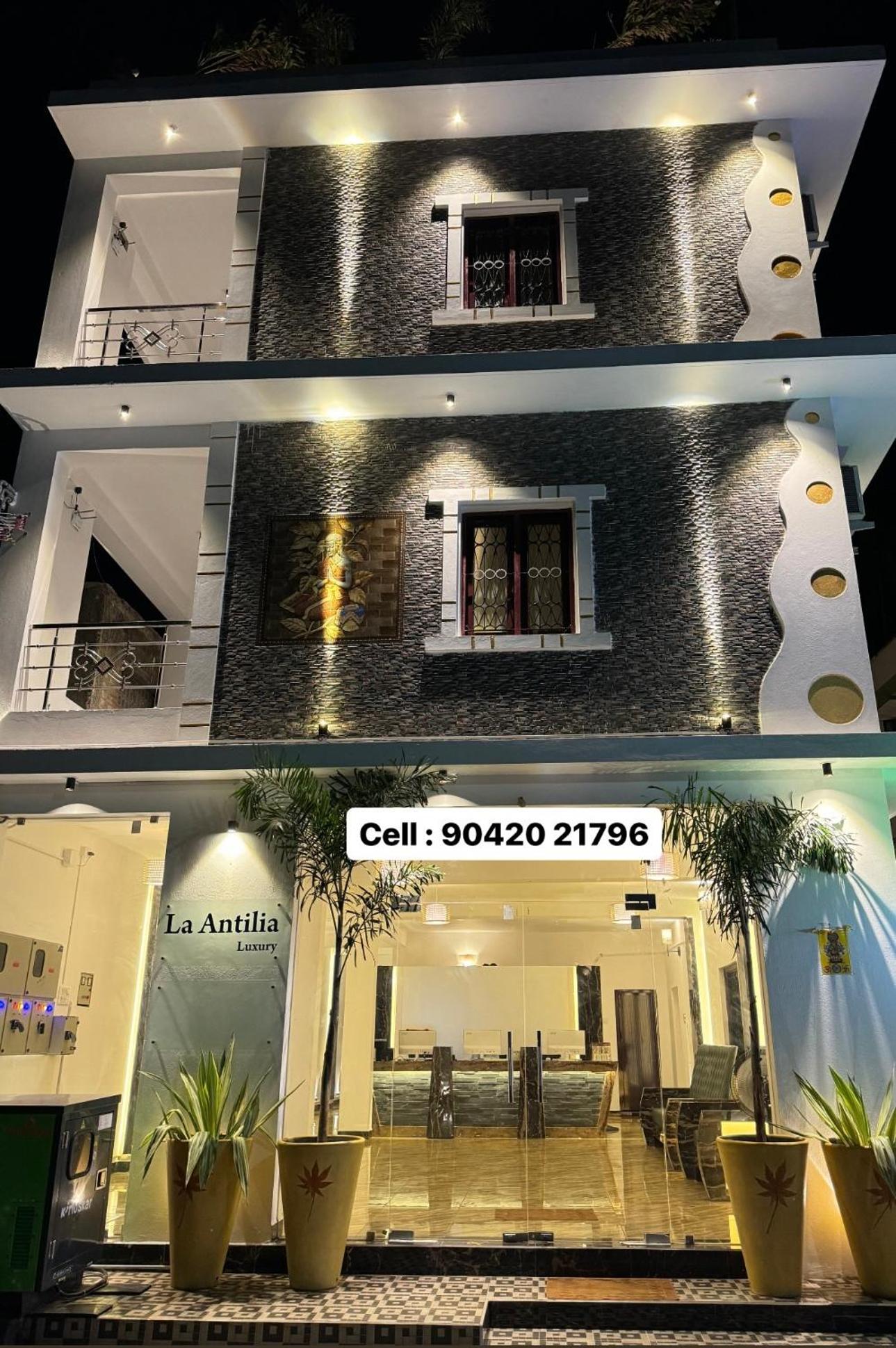 La Antilia Luxury - TIE view 2