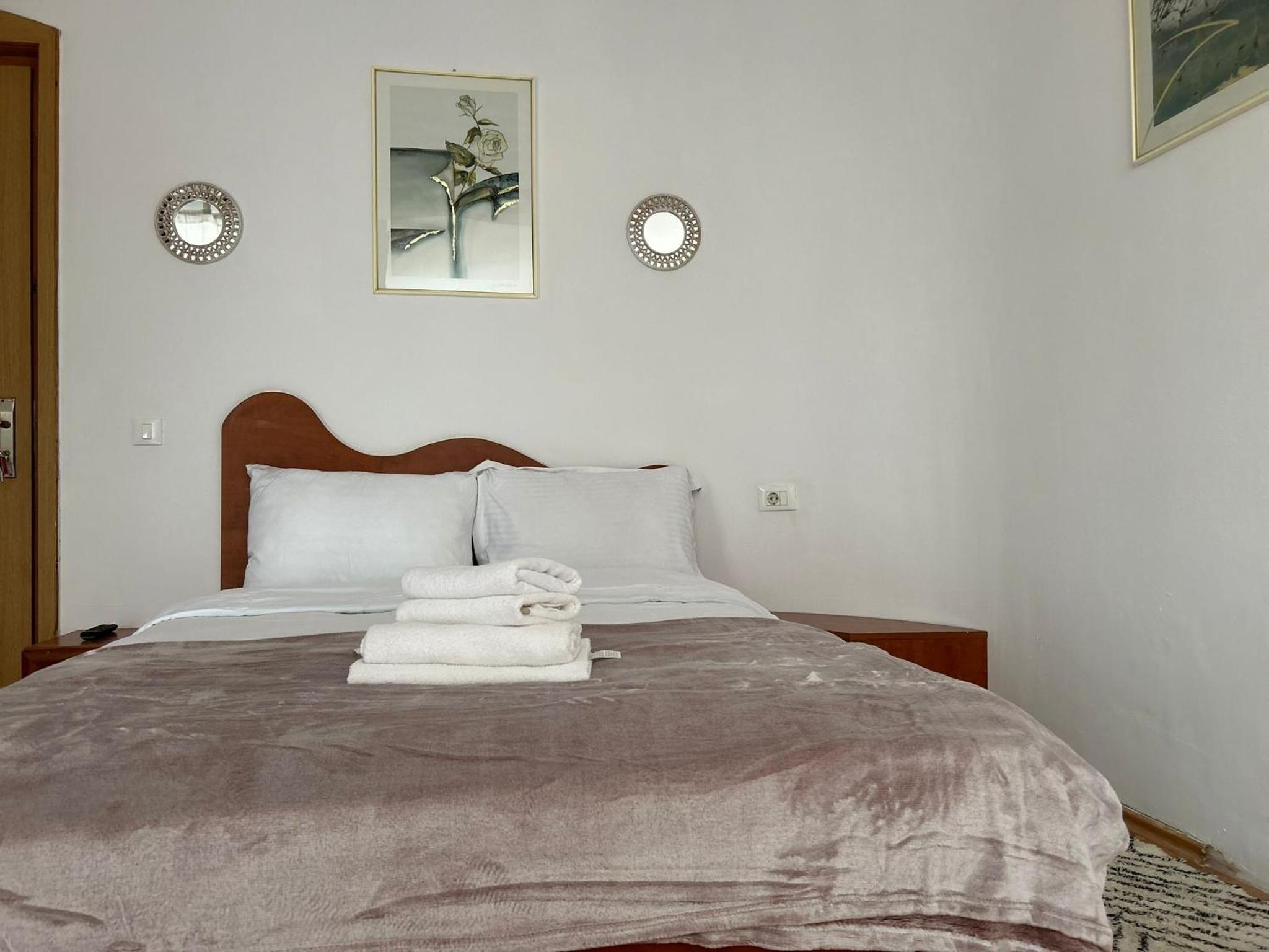 Ambra Room's view 4