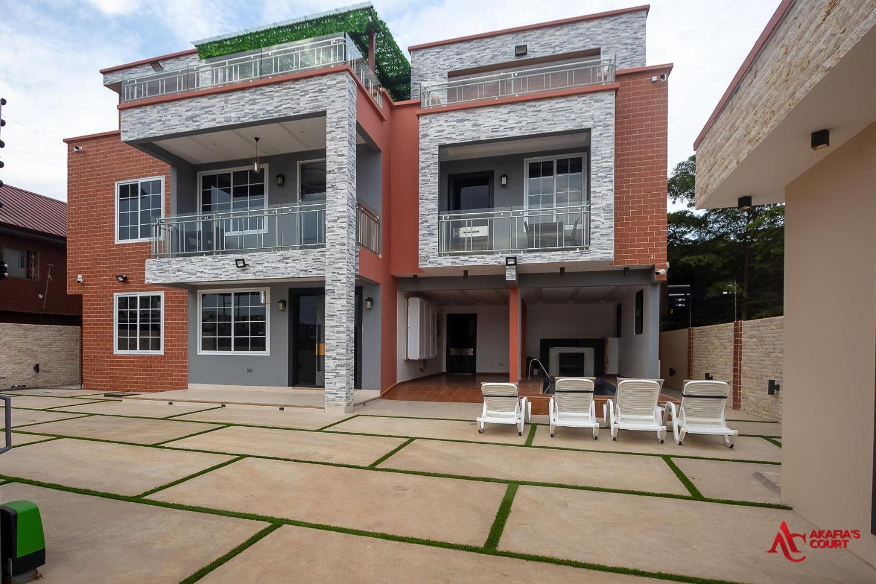 Premier Studio Apartment, East Airport view 4