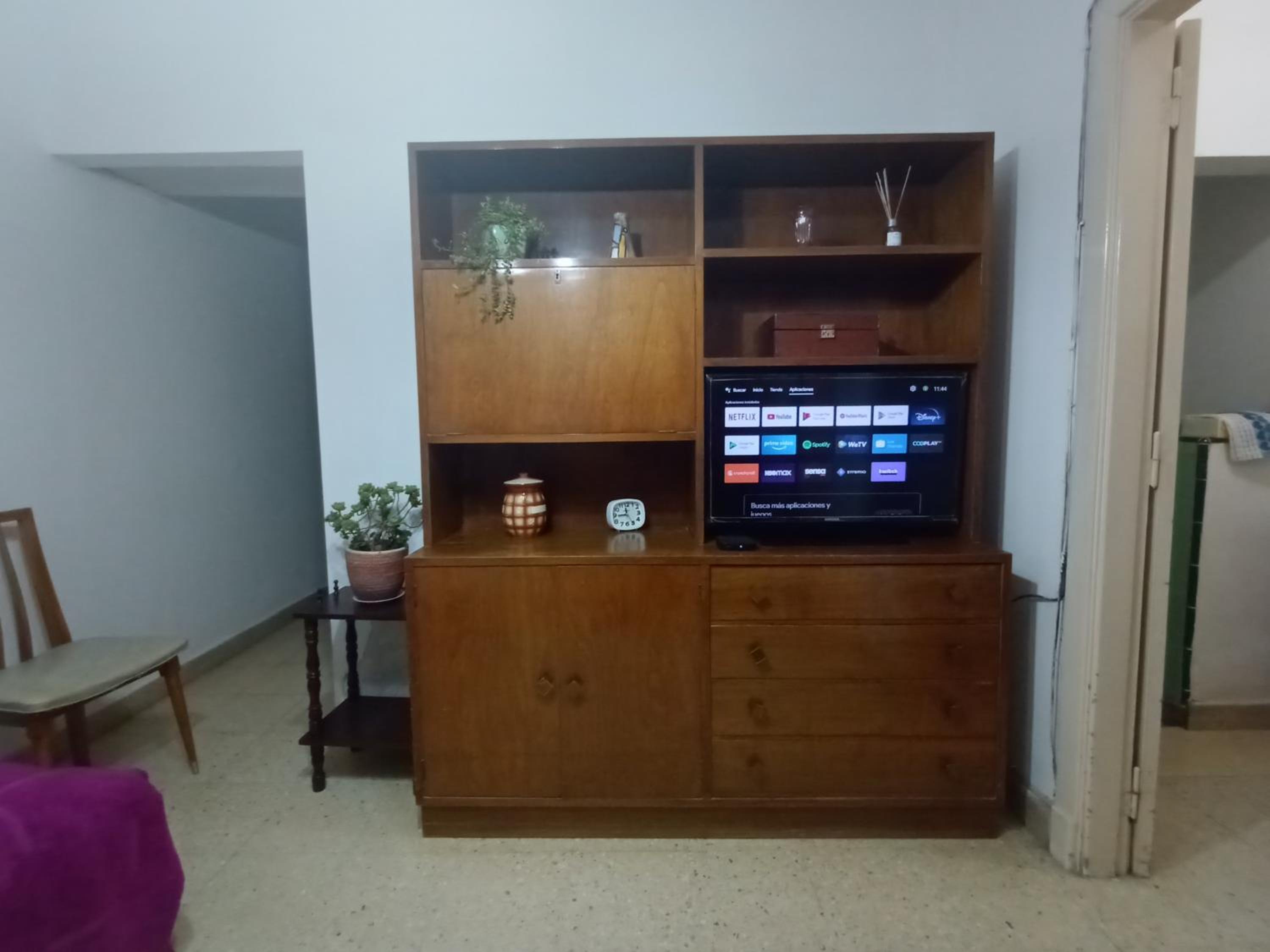 Depto. 4 personas, 2 ambientes. Microcentro Mar del Plata.