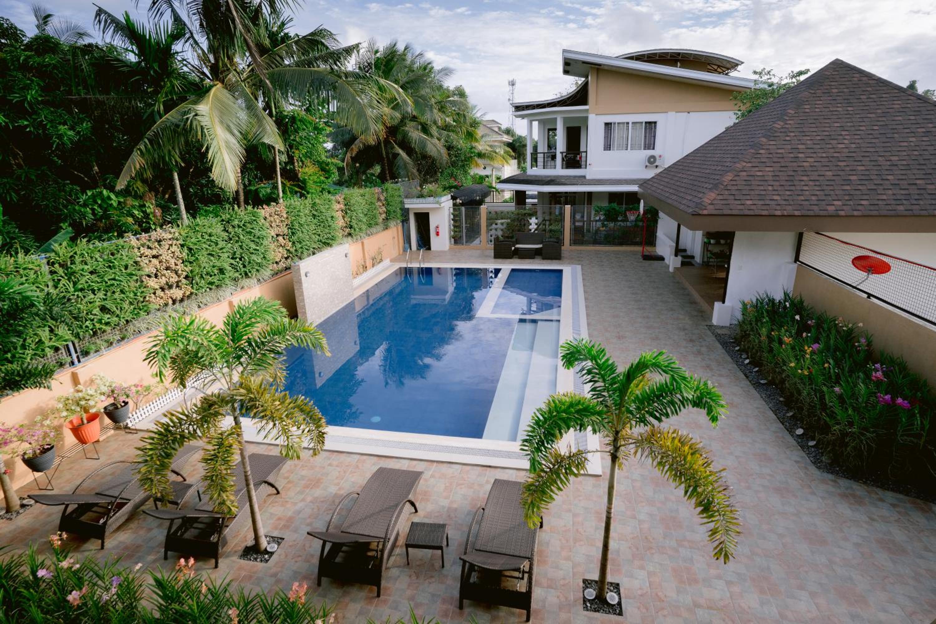 Asian Vanda Villas