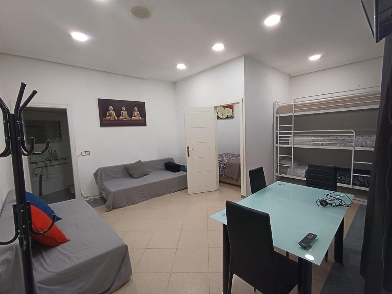 Parsa Residencial House