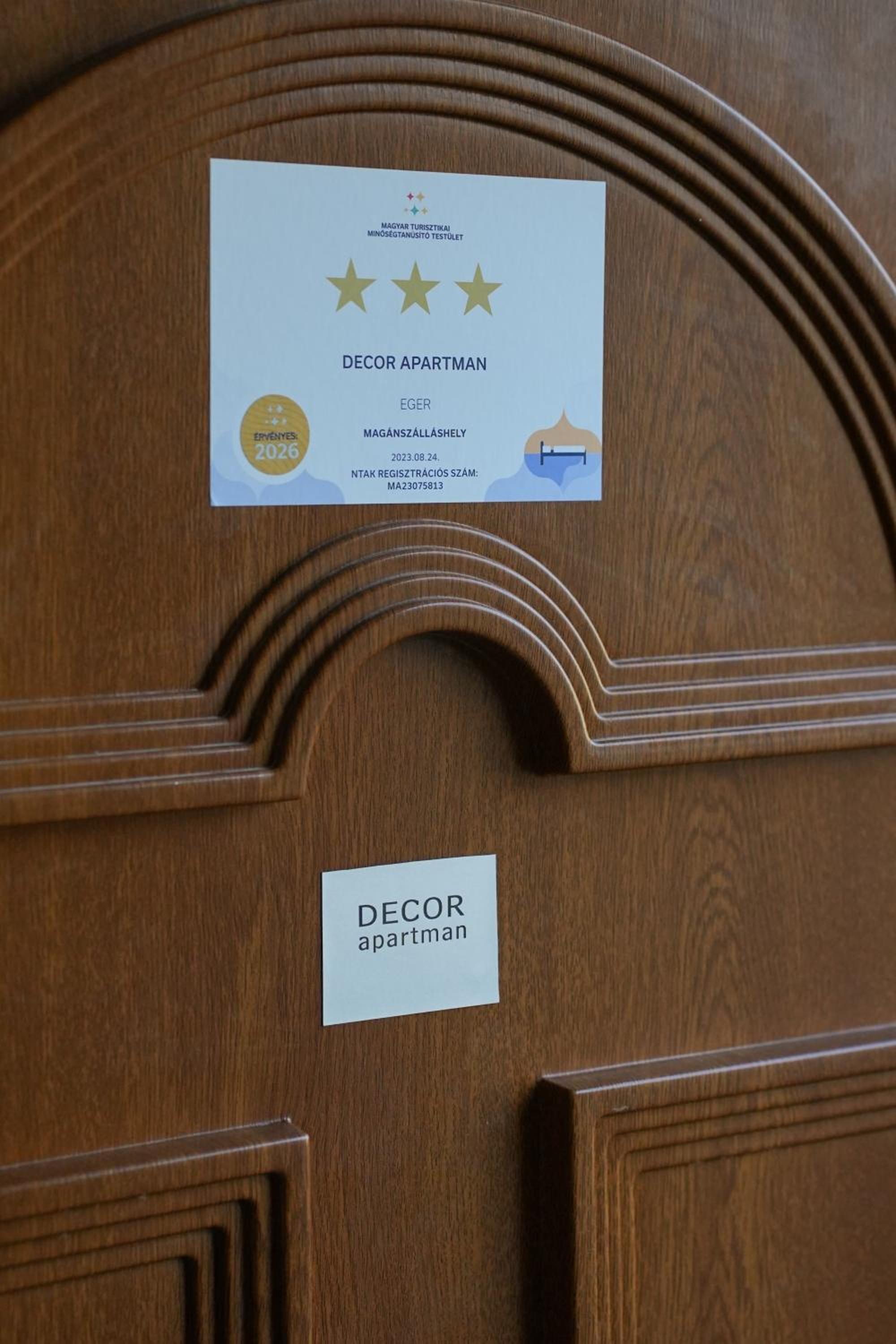 DECOR Apartman