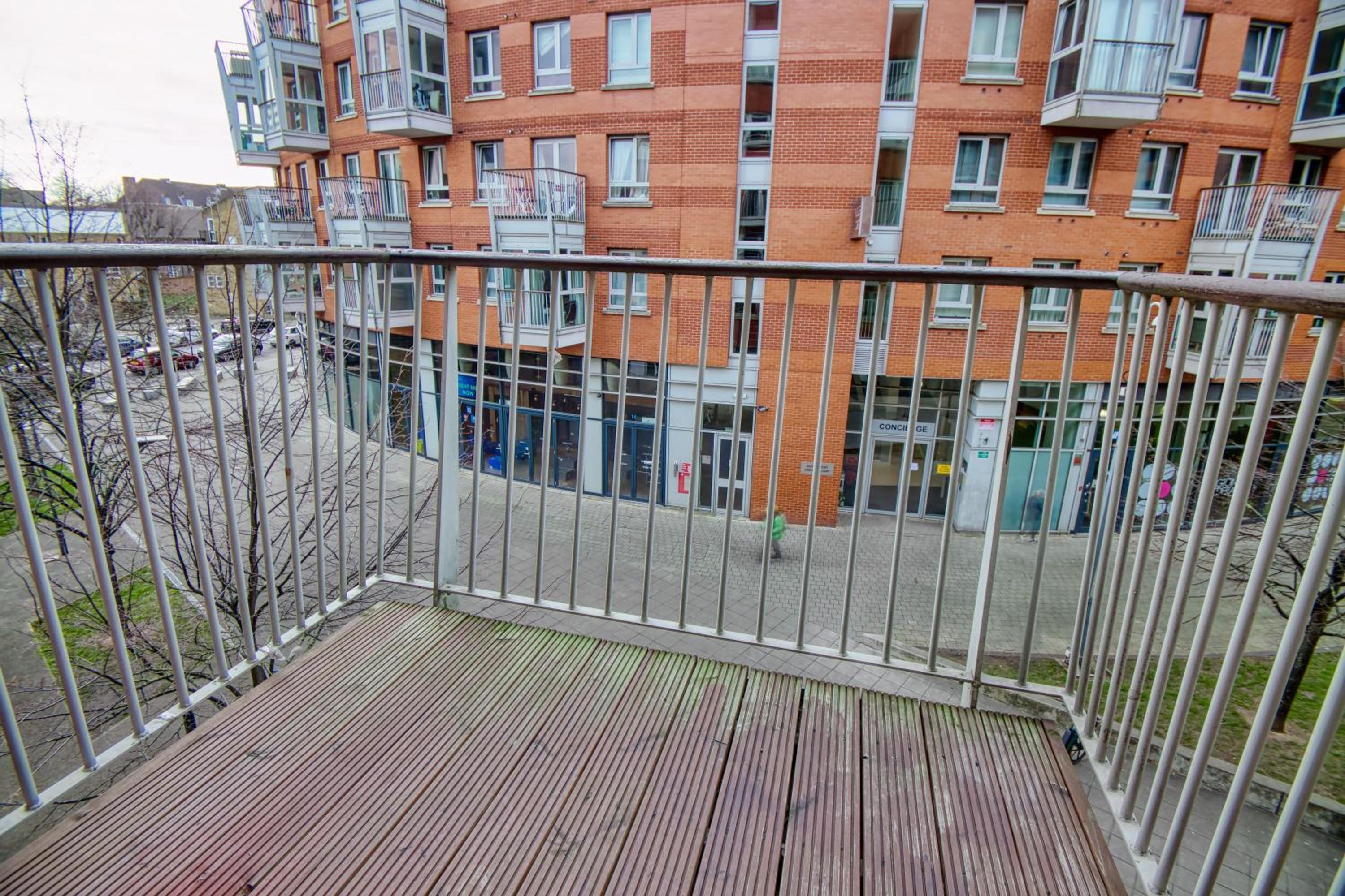 2 bed flat in Islington