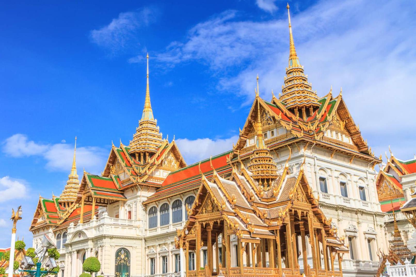 Mitr Inn Mrt Samyot Station - The Grand Palace