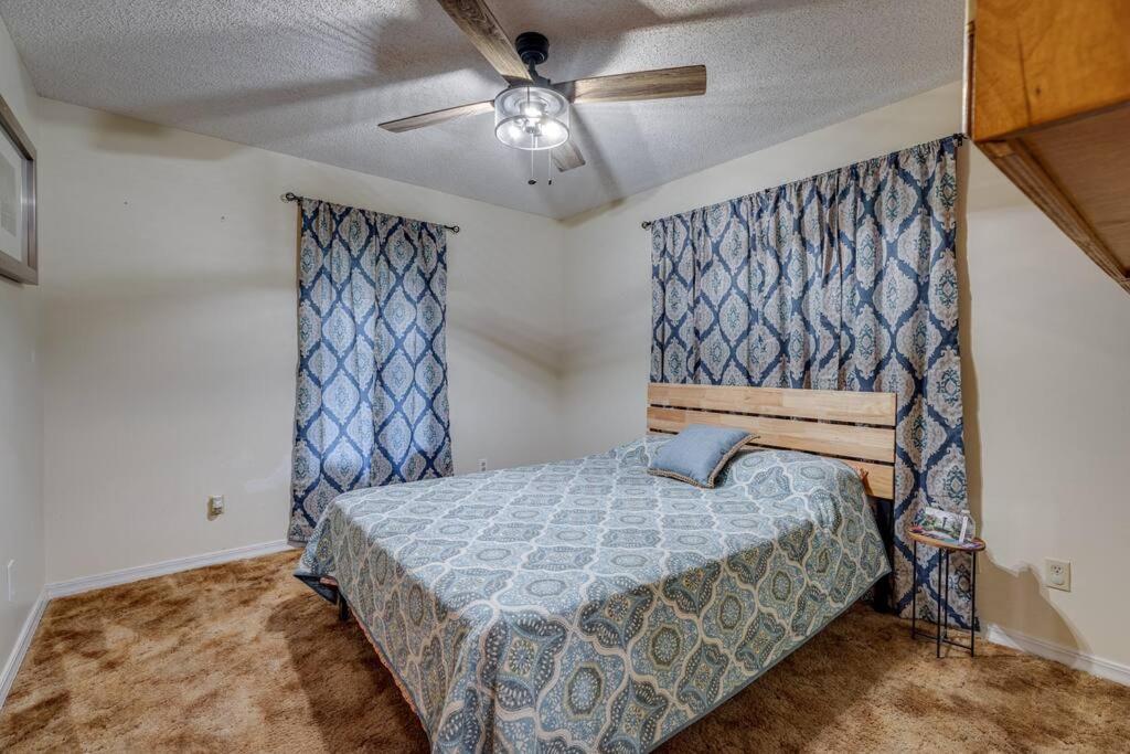 West Monroe Vacations - Rustic Flames 4-Bedroom Comfort - Property Image 13