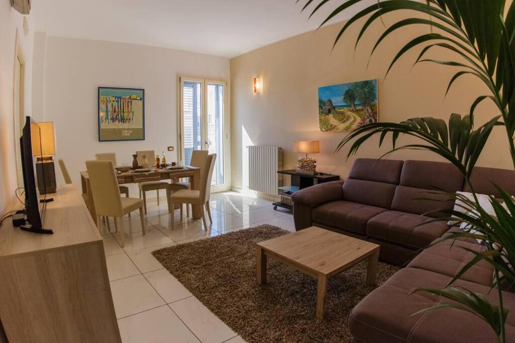 Gallipoli, Appartamento Eivissa - Residence Corso Italia view 2