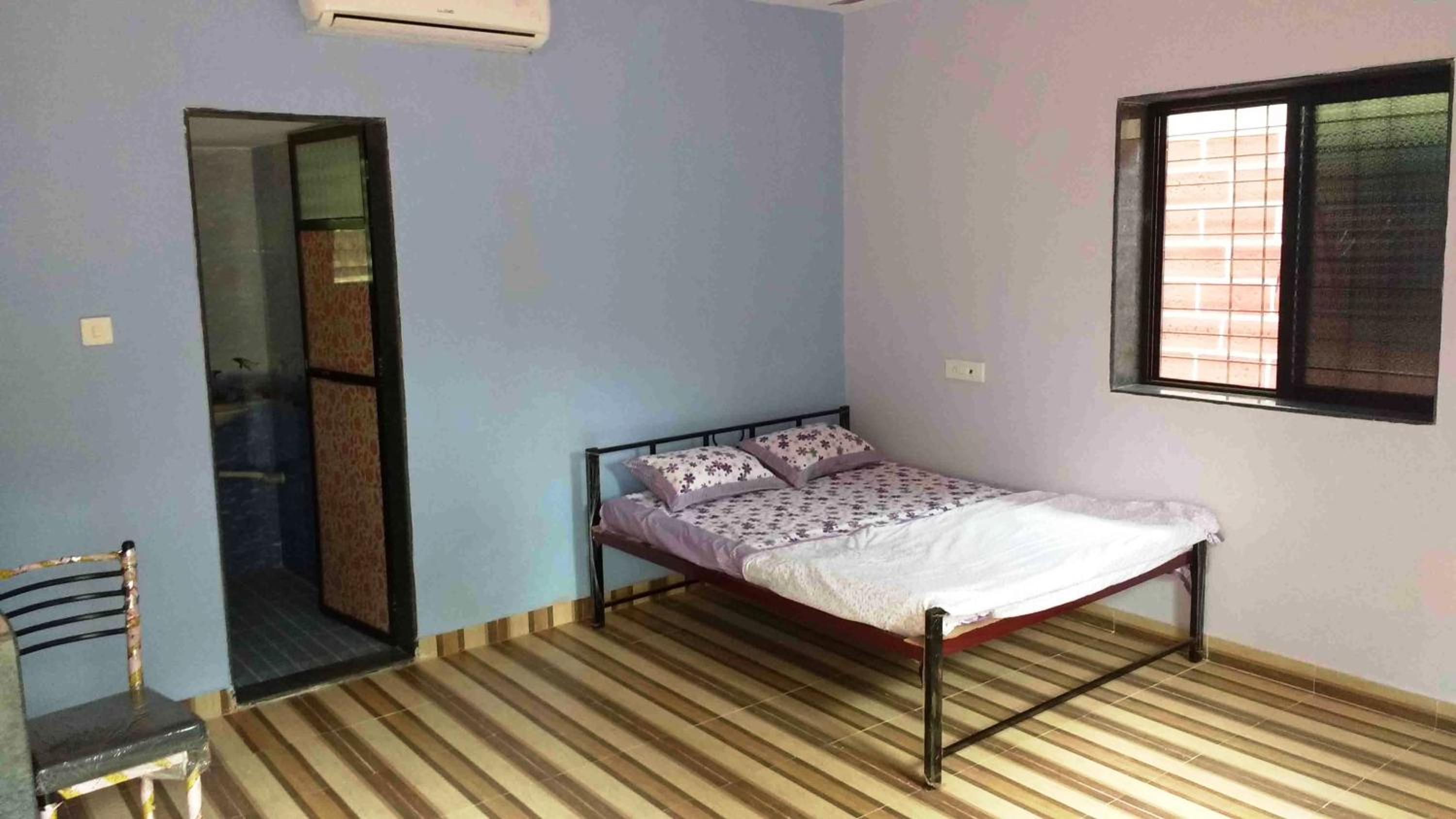 Avdhut Hotel view 3