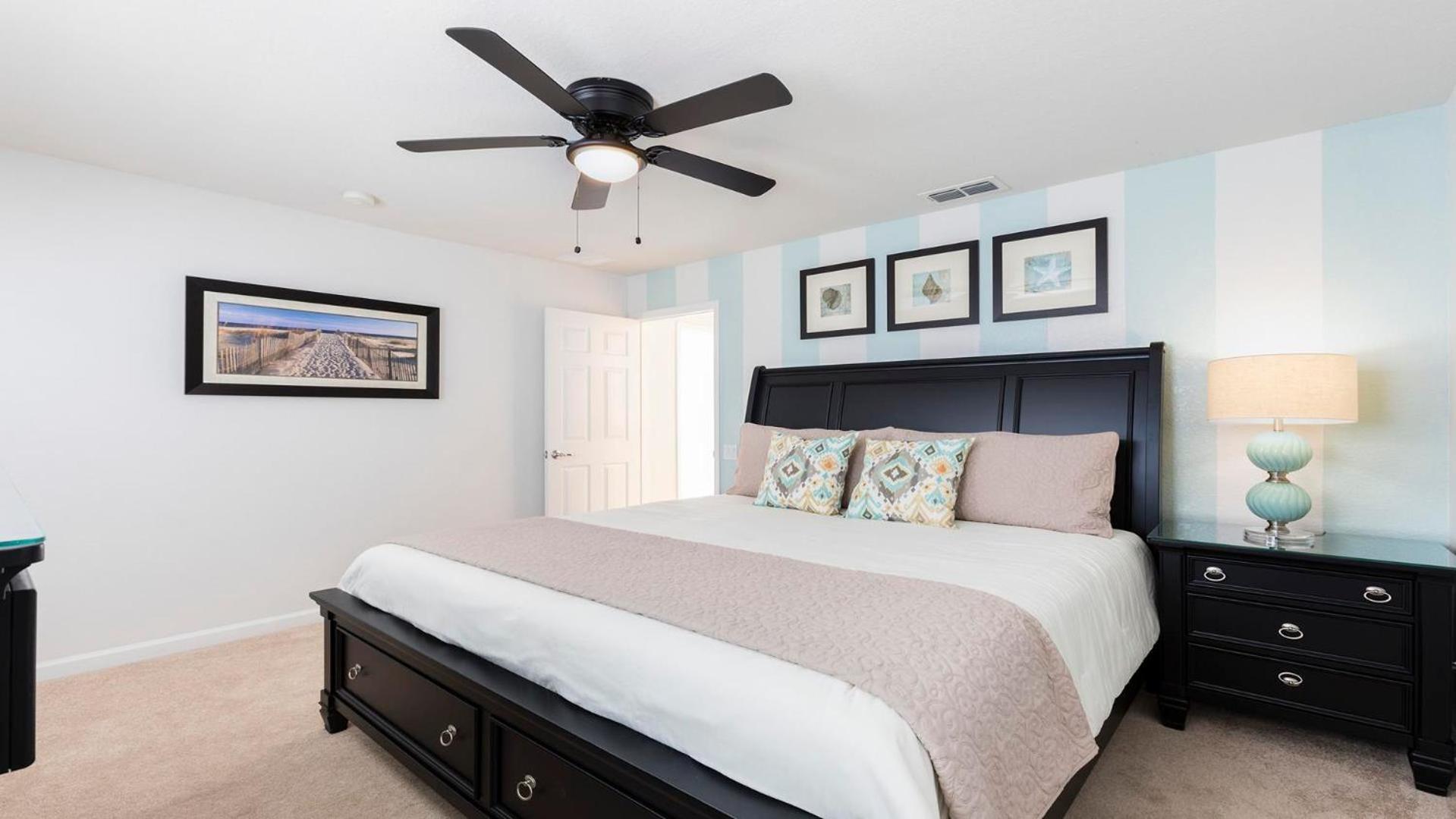 Firework view 6BR Home Pool/Spa/Game Near Disney!