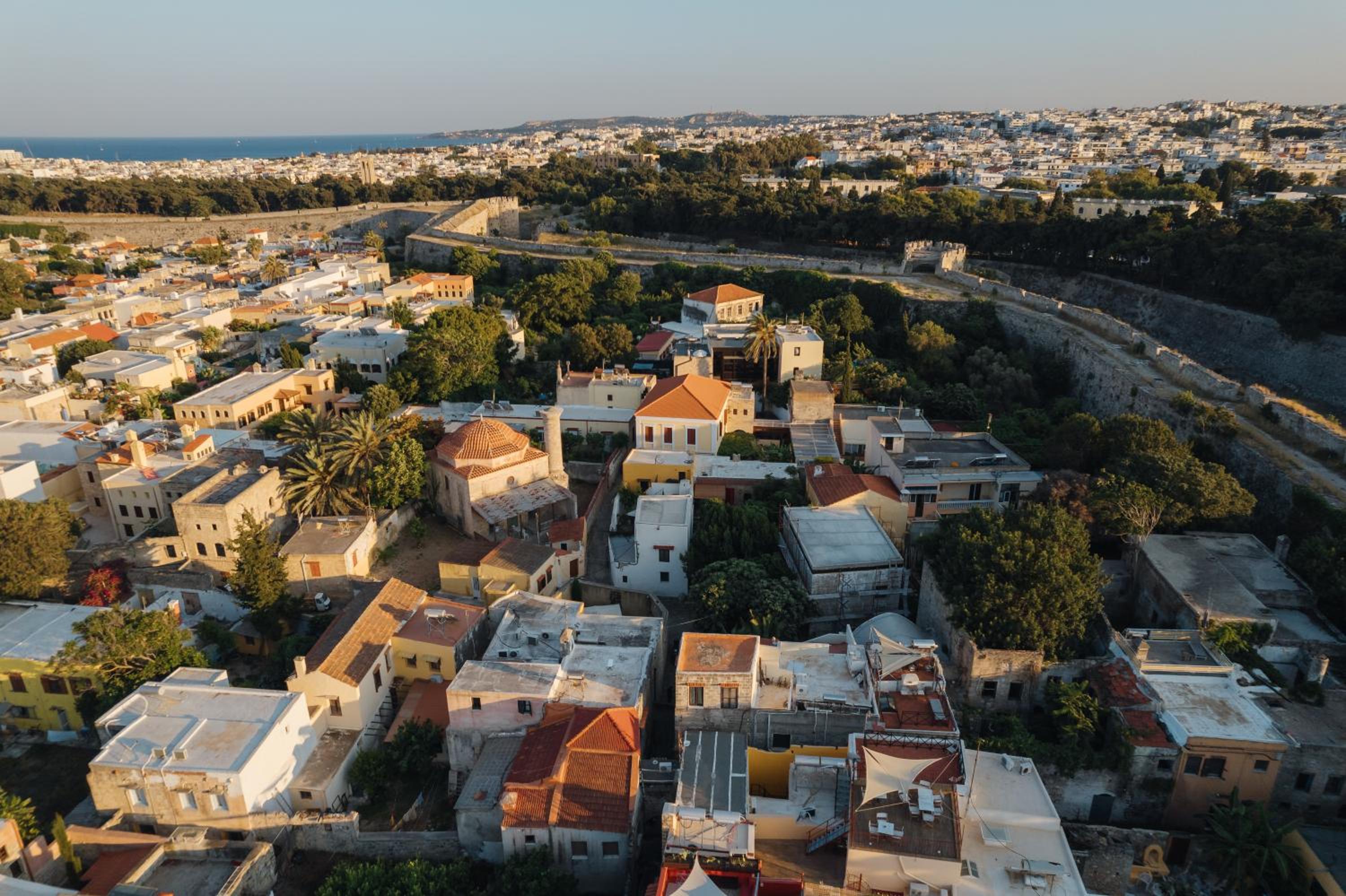 Odysseus Luxury House