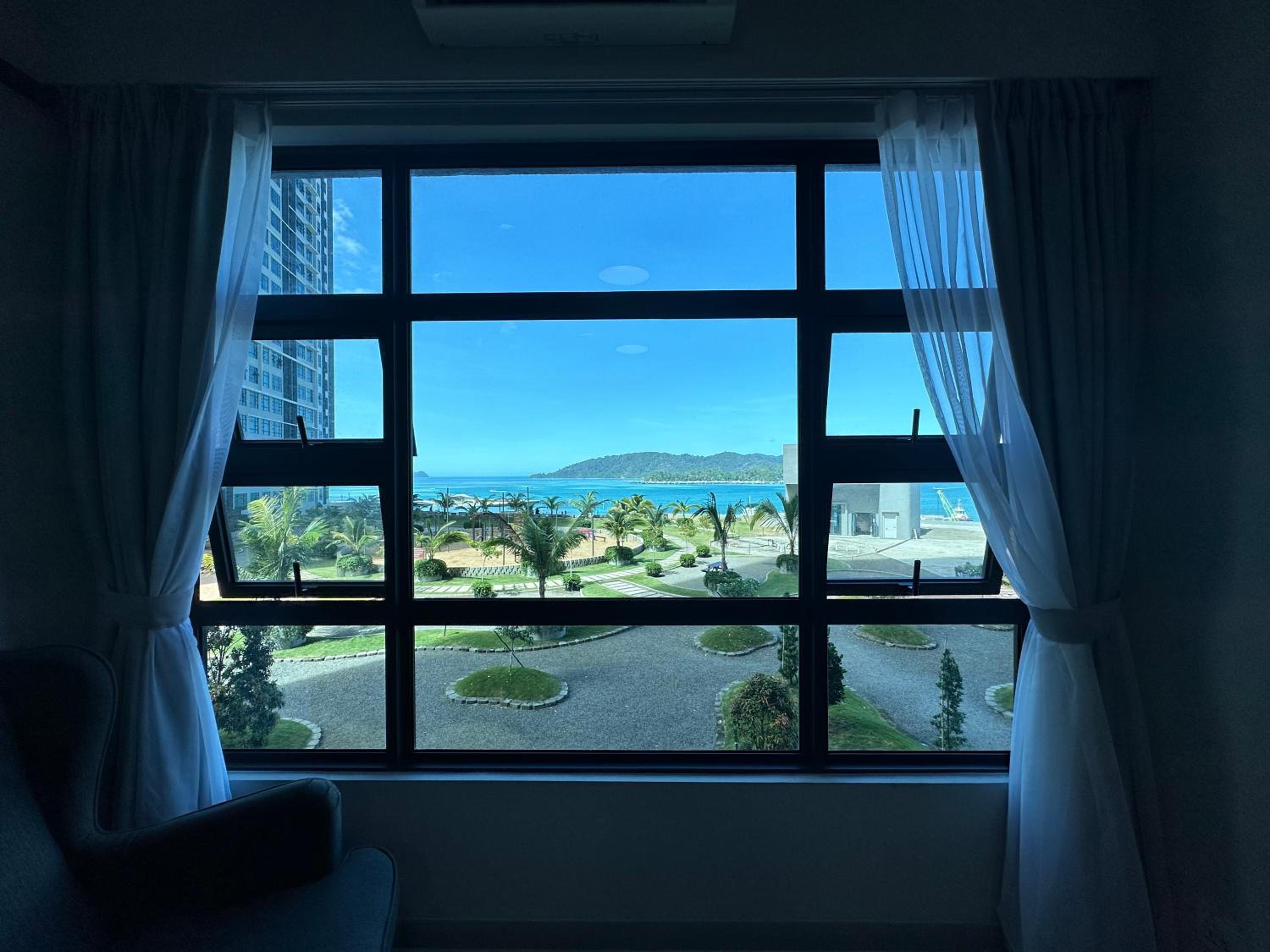 G Dau Homestay JQ Bay photo 7