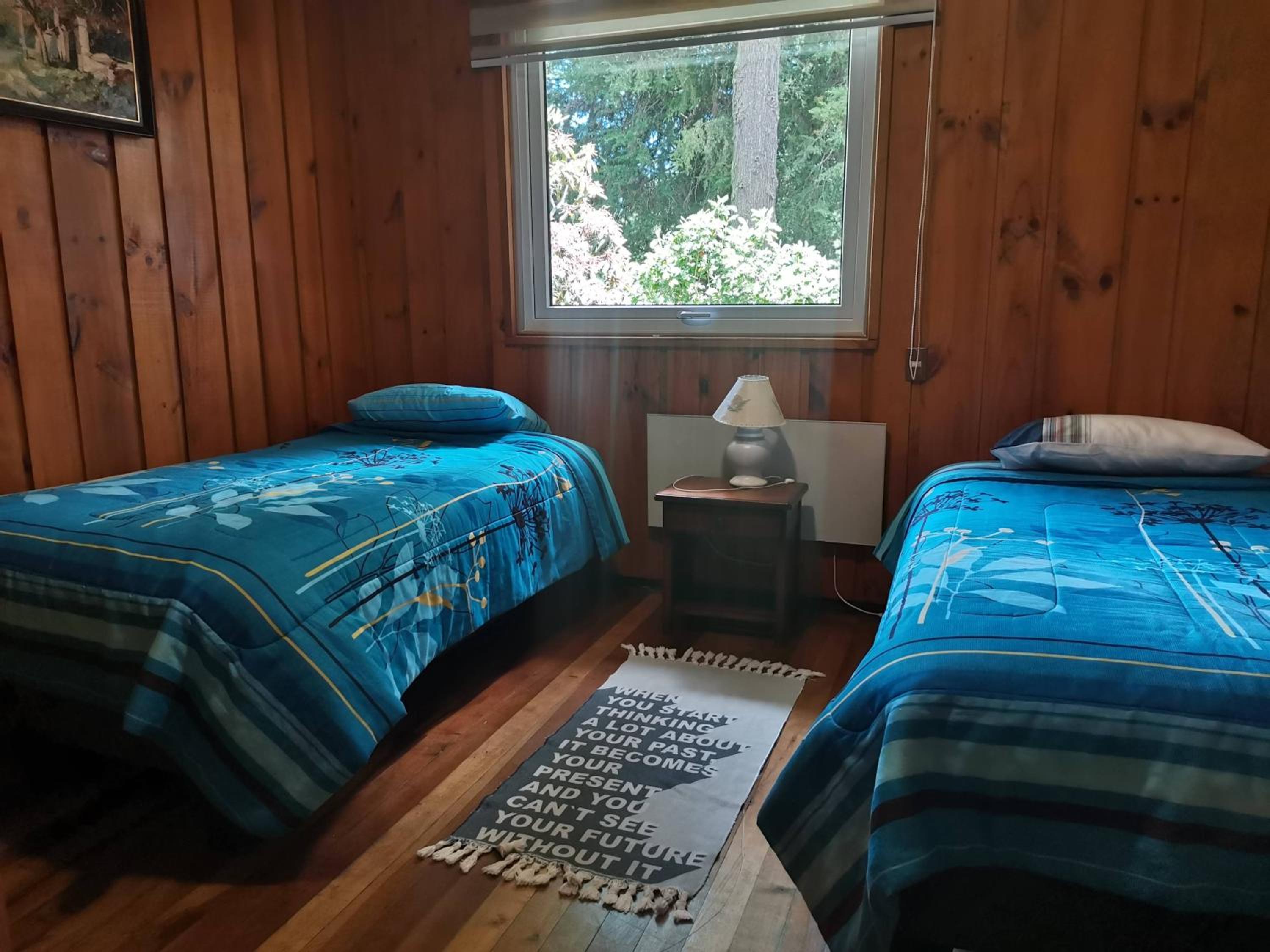 Cabañas y Hostal Casa de Campo Rukaleufu a orillas del Rio Huiscapi