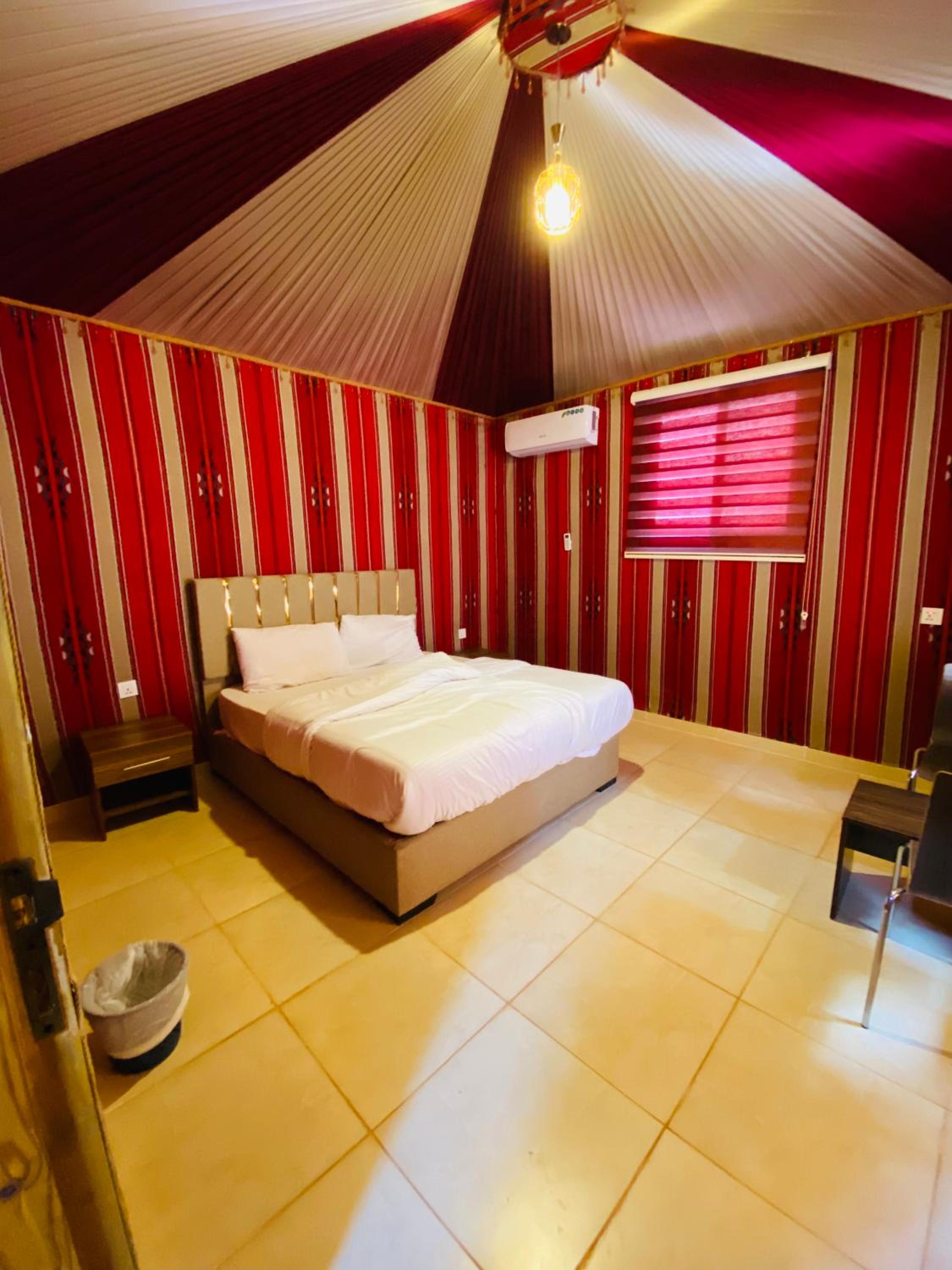Wadi rum eagle Luxury camp