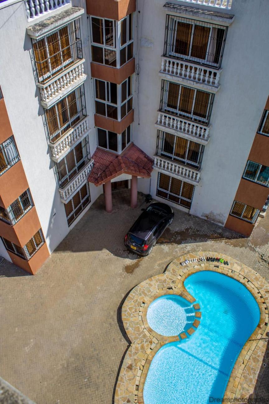 One Bedroom Near Sarova view 2