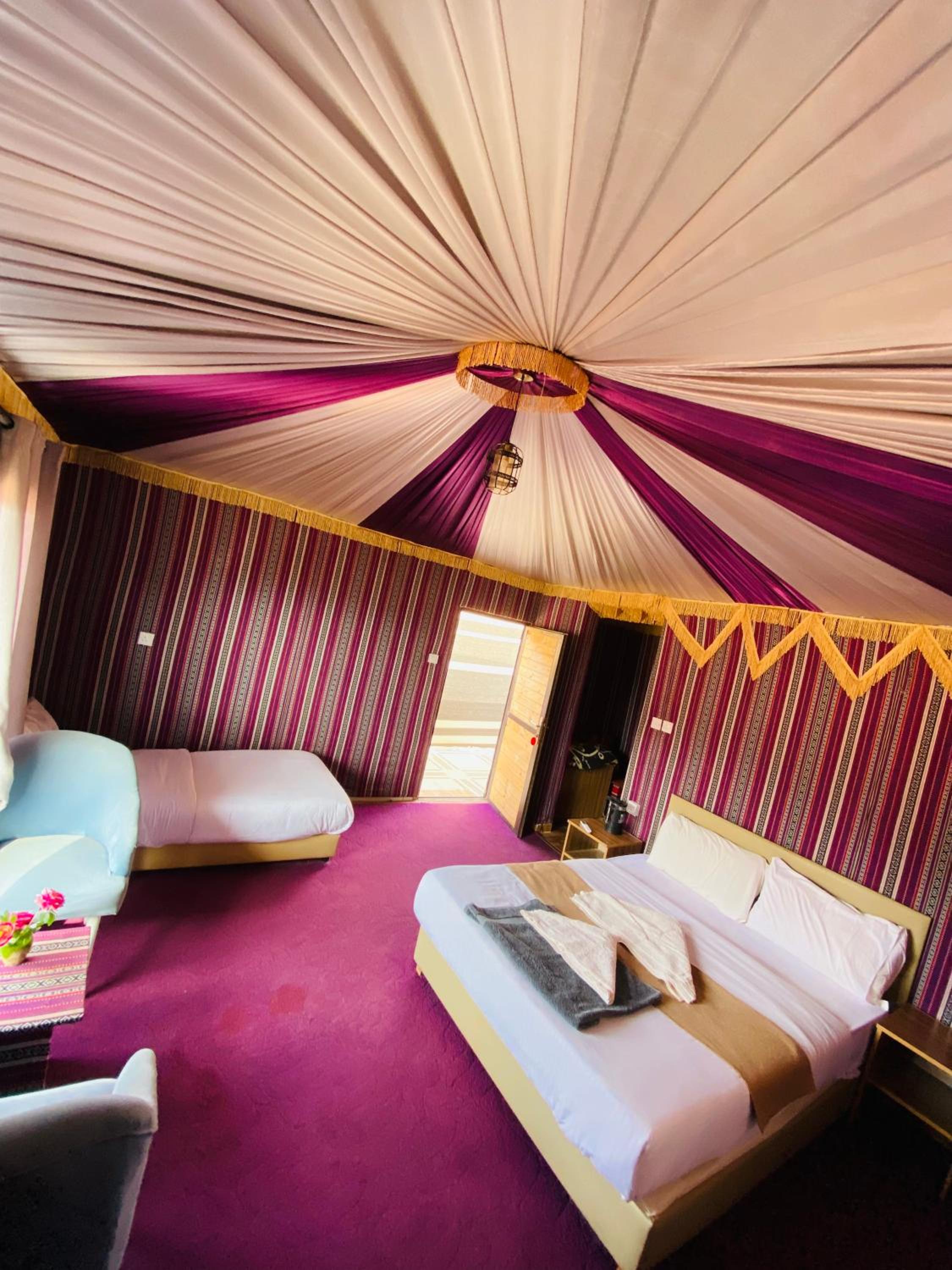Wadi rum eagle Luxury camp