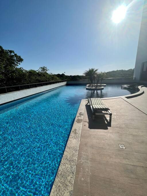 UNU Rio Vermelho: Piscina, vaga, wifi, academia, +