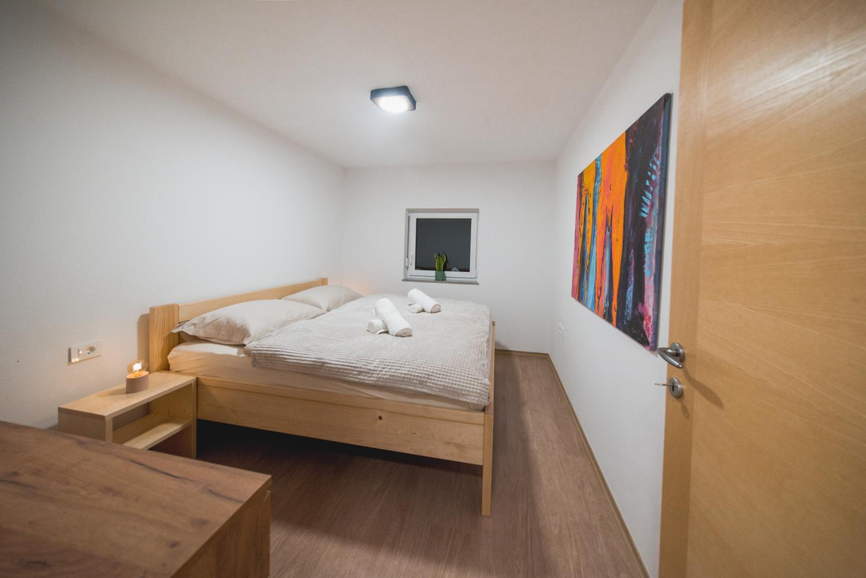 Apartment House VINARIA view 3