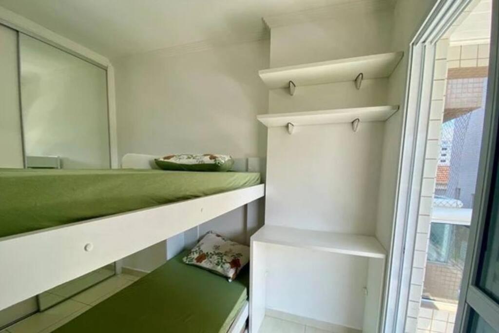 Apto na Aviação, apenas 2 min da praia - Ideal para home office, praia e descanso