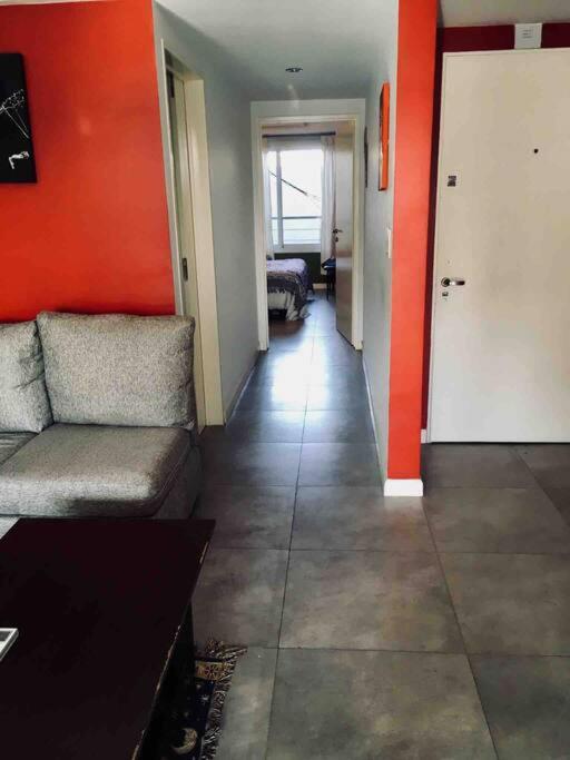 Modern and spacious apartment near the metro