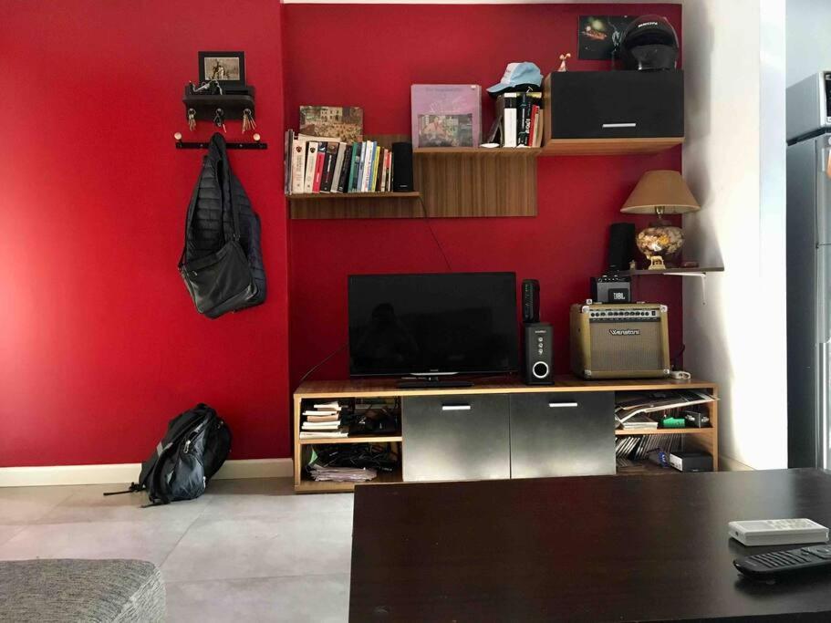 Modern and spacious apartment near the metro