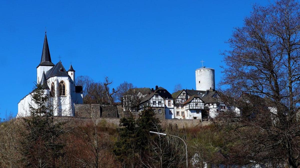 Ferienhaus Hescheld With Private Jacuzzi