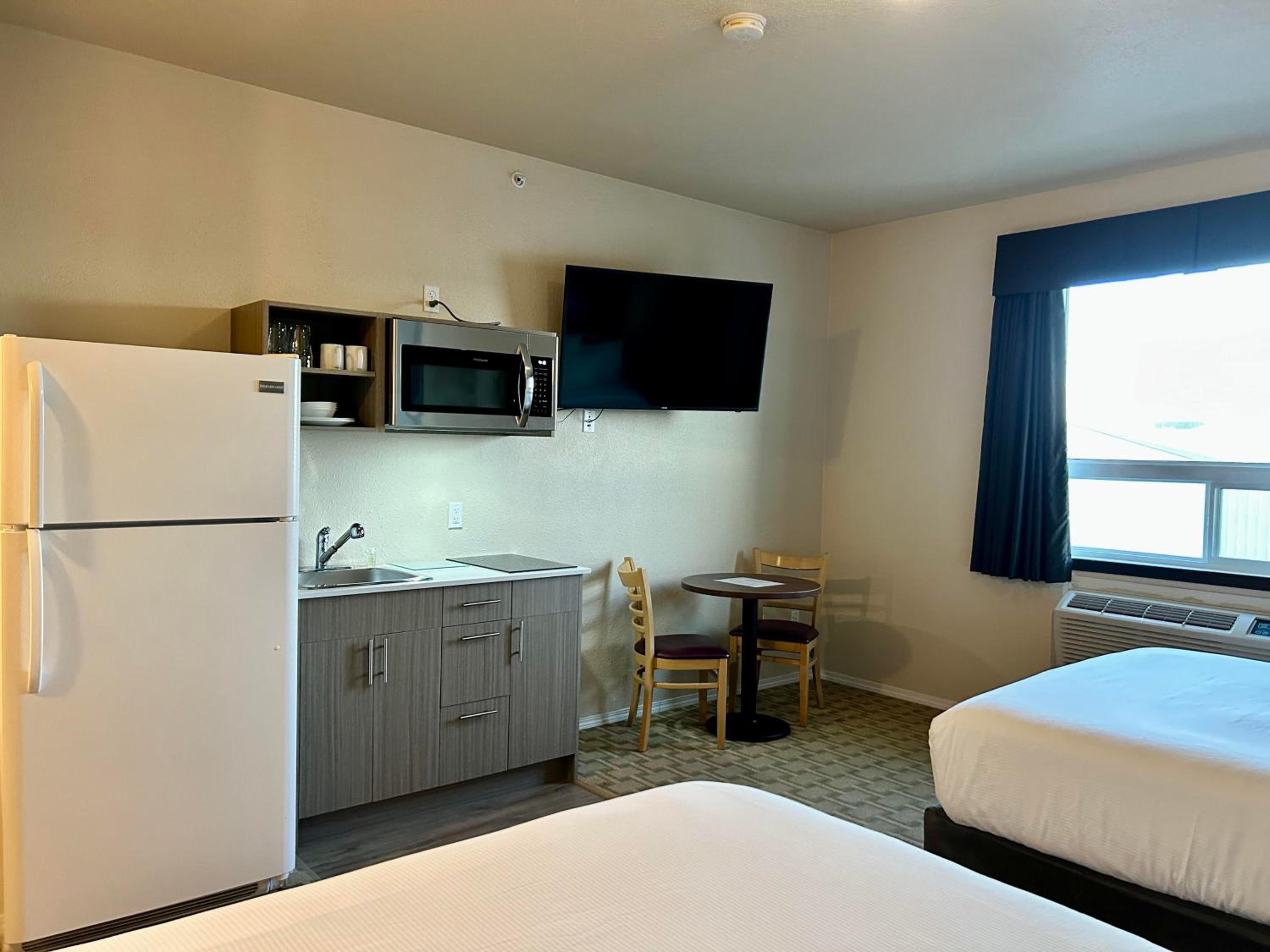 High Point Inn & Suites Peace River