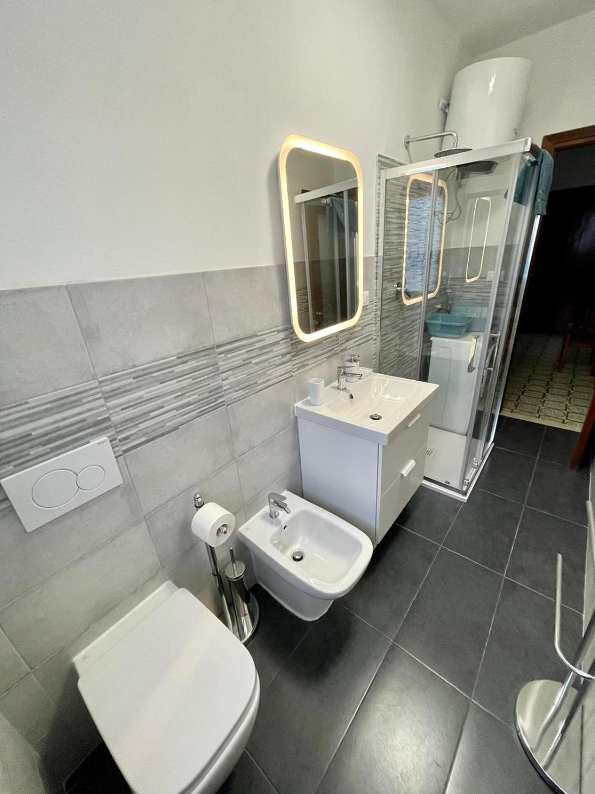 Matchpoint Apartment