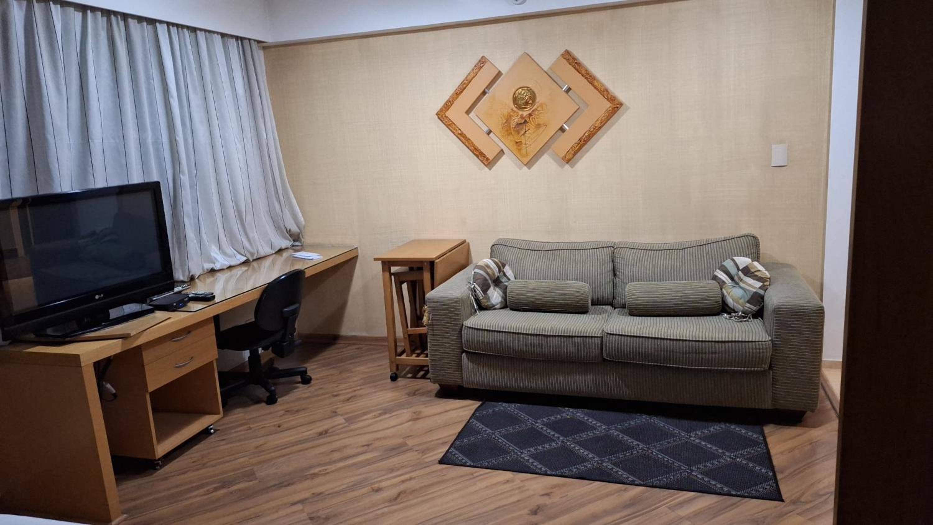 APARTAMENTO HOTEL AV IBIRAPUERA 2534 LUXO , CONFORTÁVEL em MOEMA