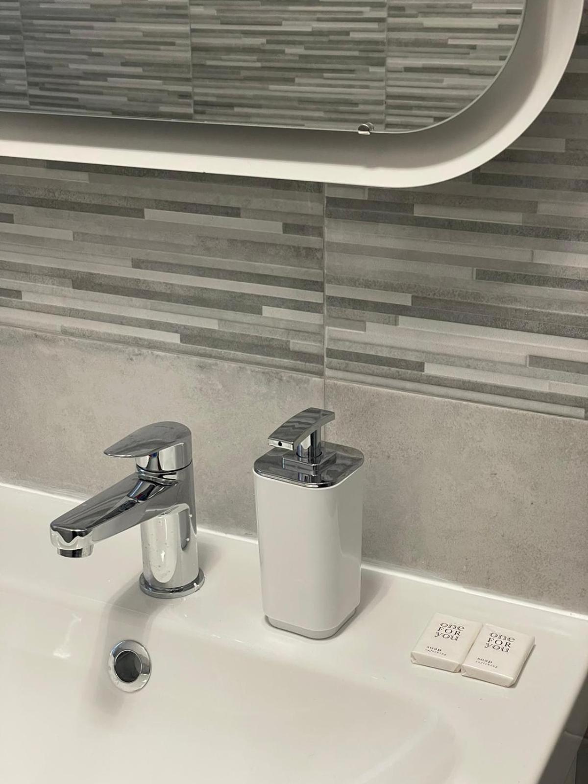 Matchpoint Apartment