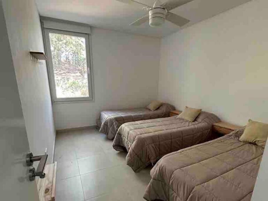 Casa en barrio Bosque Costa Esmeralda