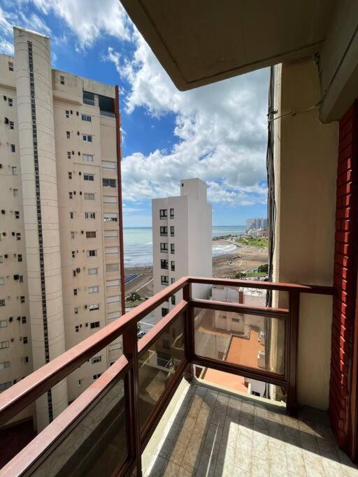 Dos ambientes vista al mar