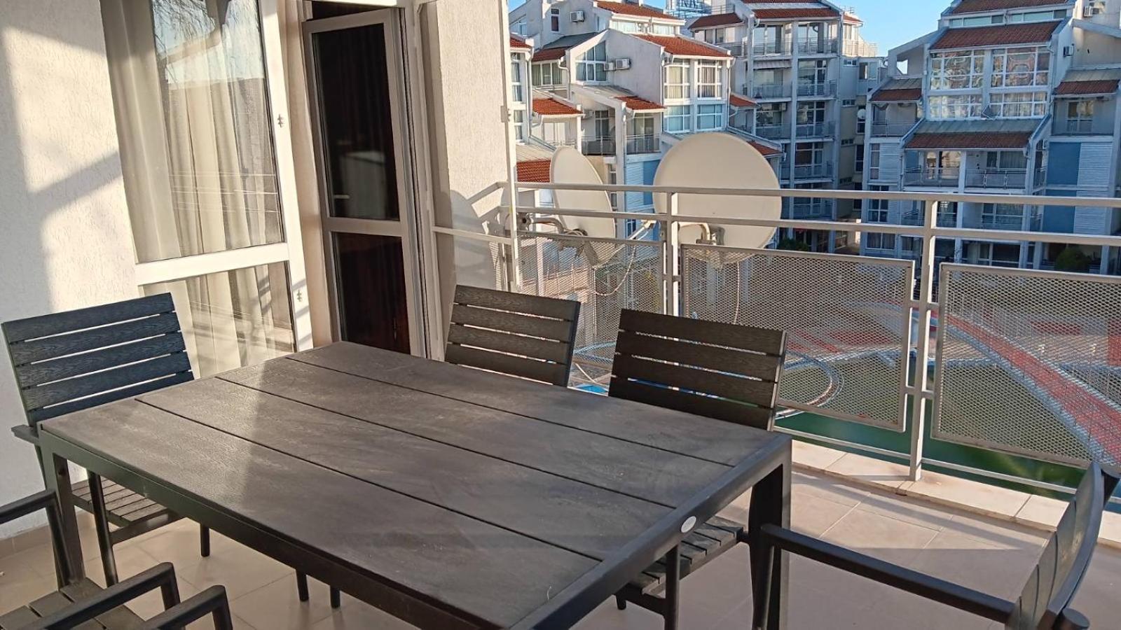 ELIT 2 APART HOTEL view 2