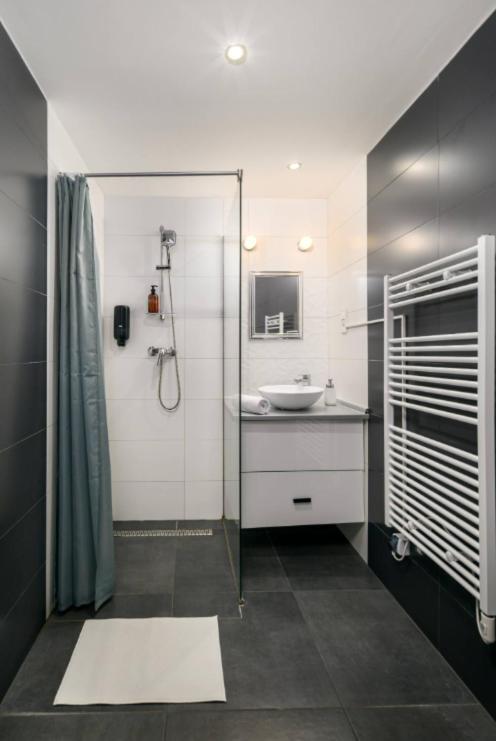 Cosy Apartment in heart of the city -Prime Location
