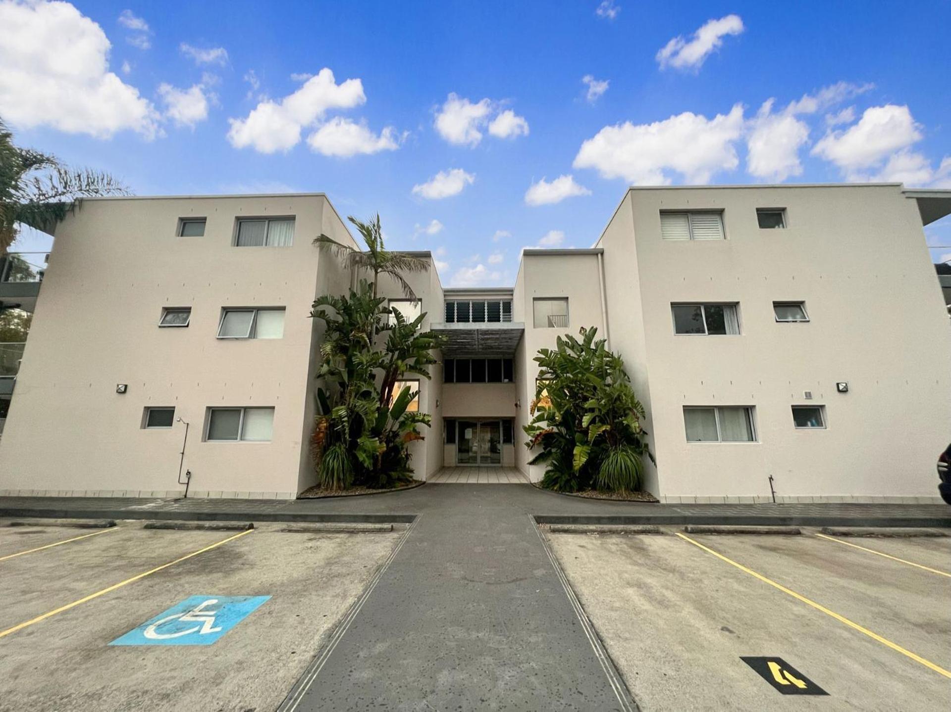 Shoal Bay Beach Apartments Unit 17 2 Shoal Bay Road