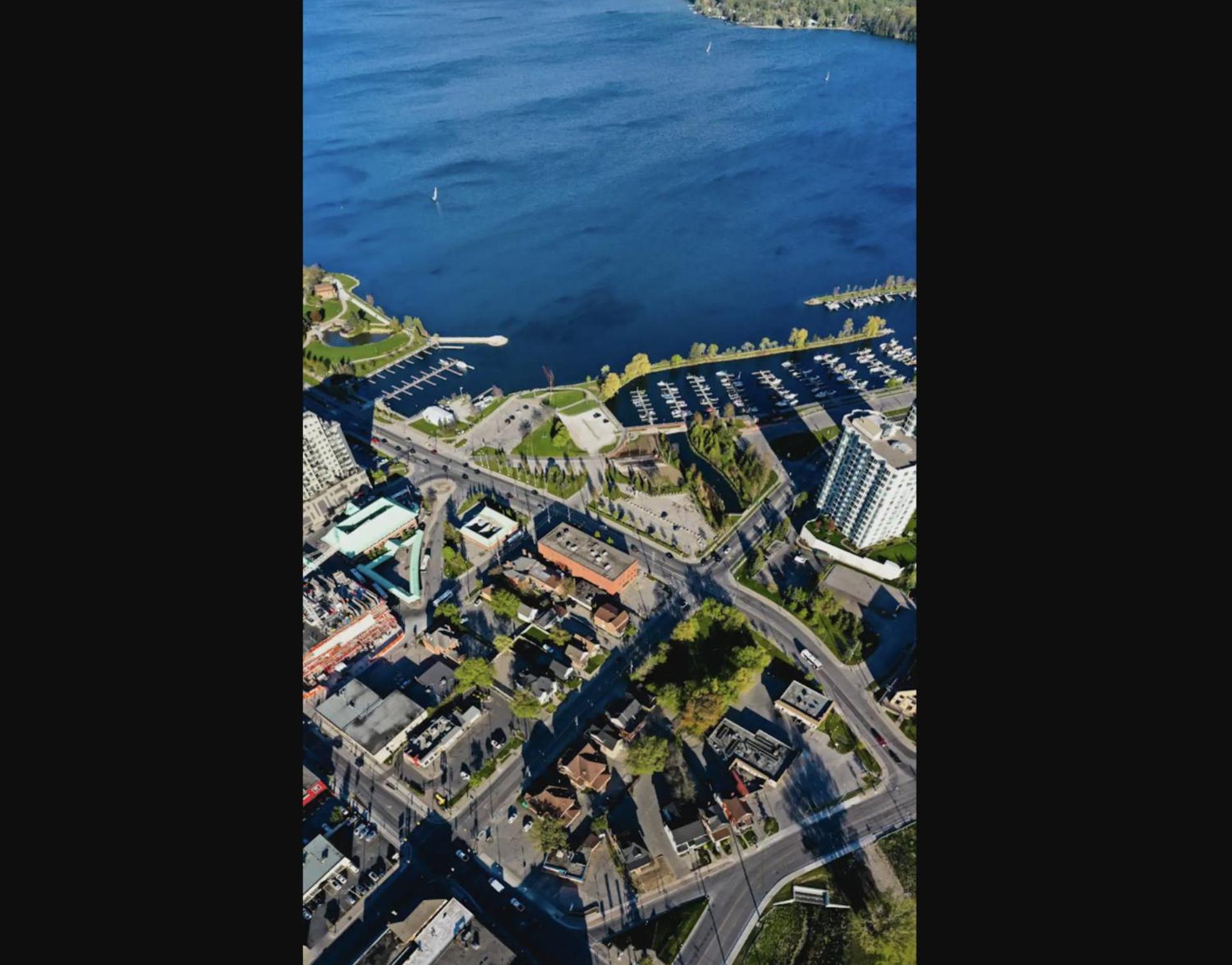 Barrie Vacations - One Bedroom Apartment Steps to Waterfront/Downtown Barrie - Property Image 7