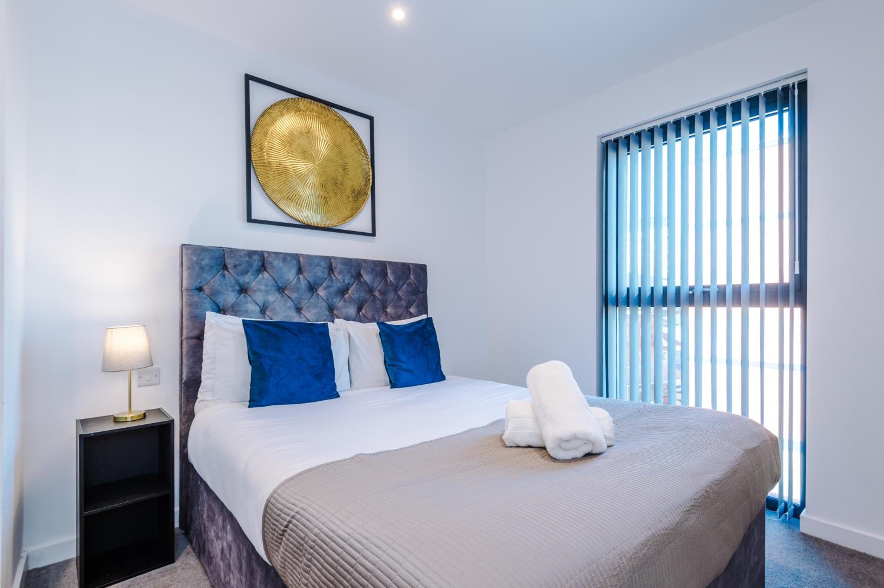Luxury Stay with Fantastic Discounts view 2