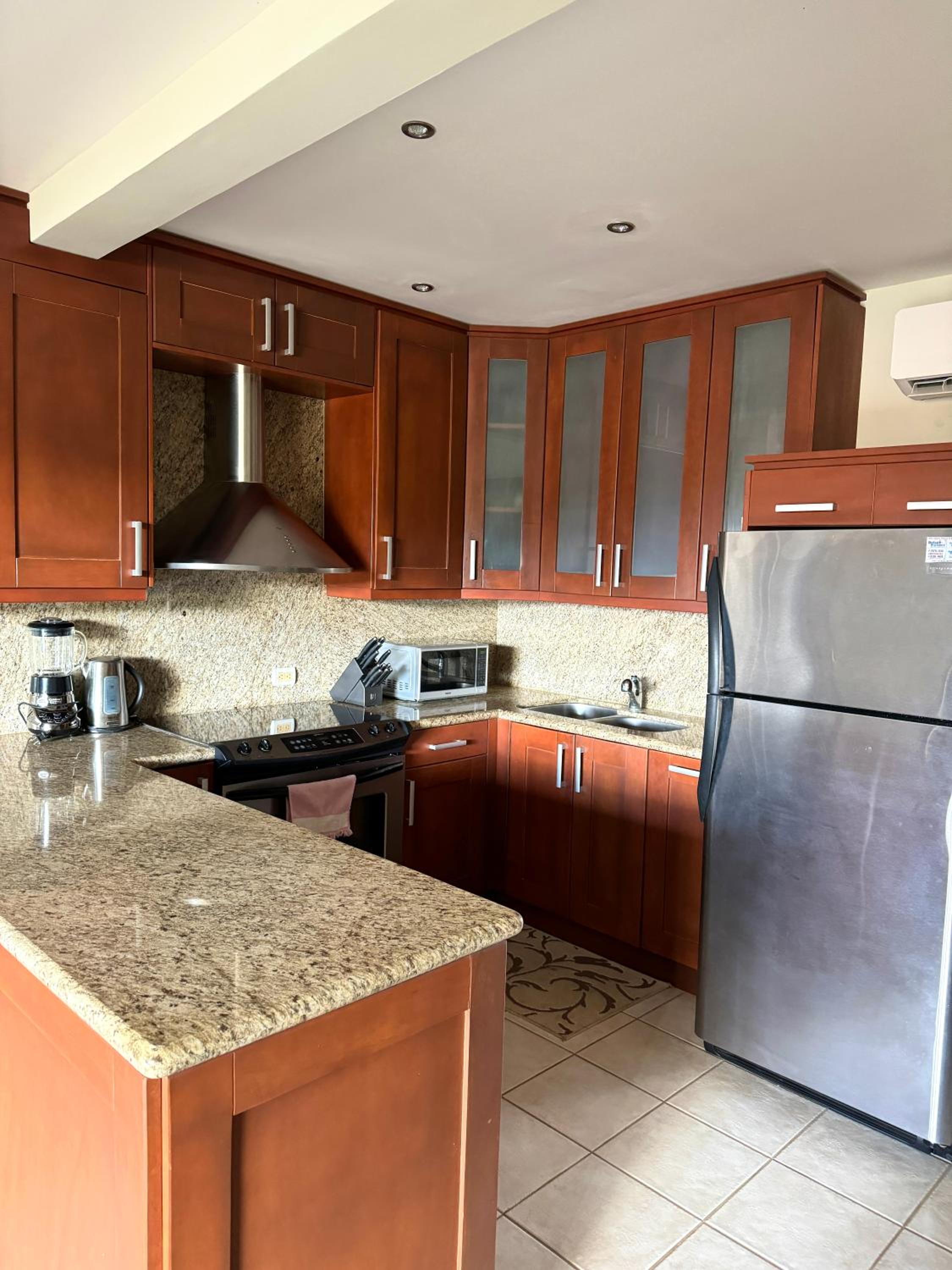 Breezy Paradise 2 bed2bath with mountain view