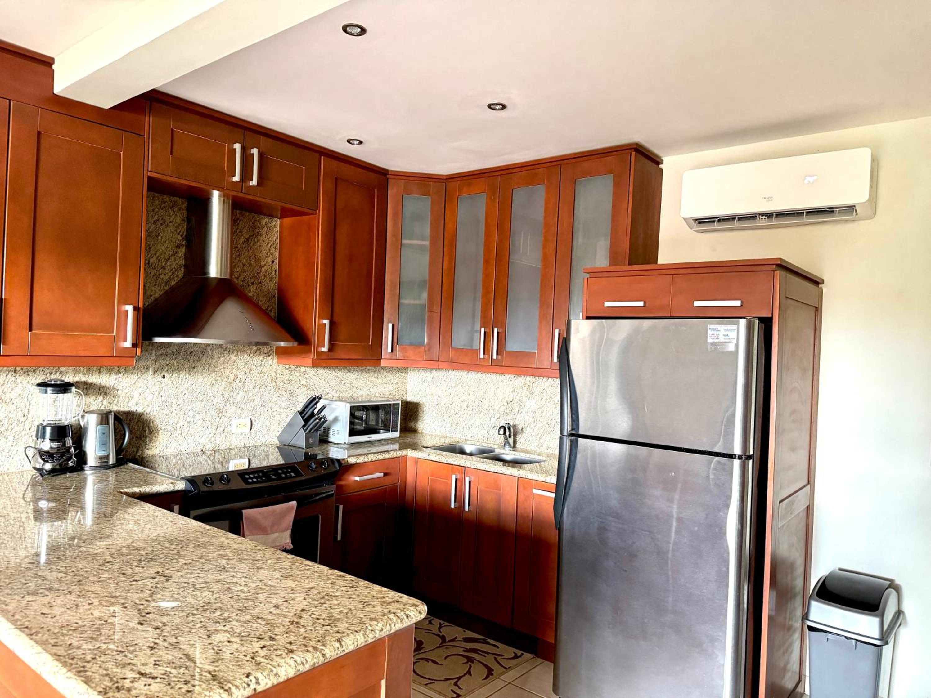 Breezy Paradise 2 bed2bath with mountain view