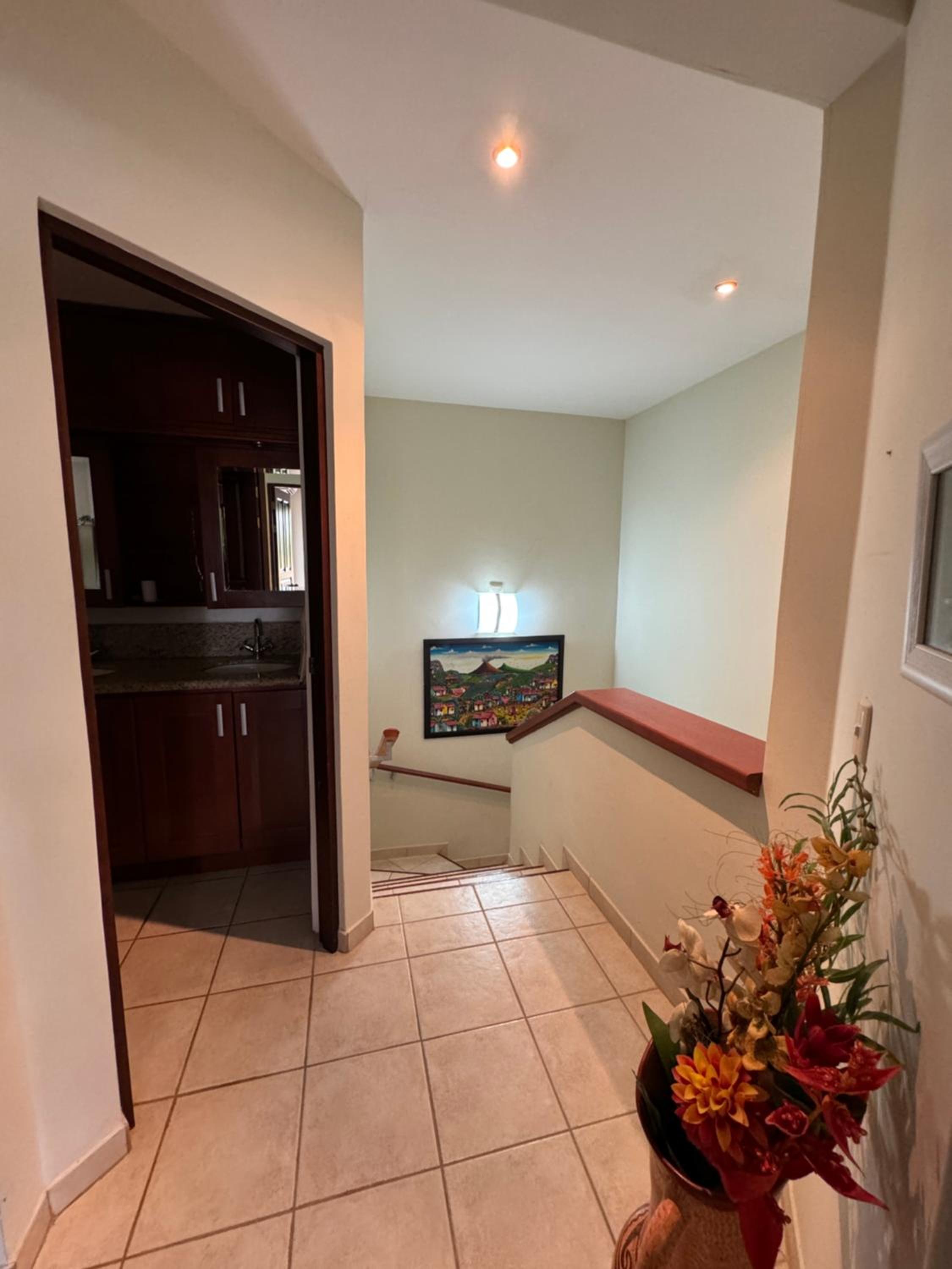 Breezy Paradise 2 bed2bath with mountain view
