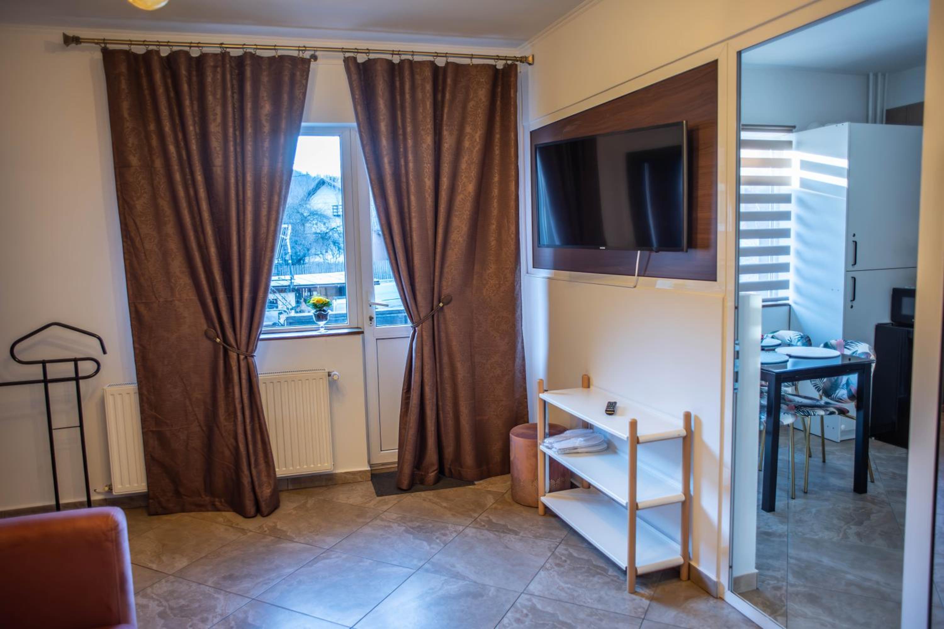 Billy&Ane Apartments,Rooms