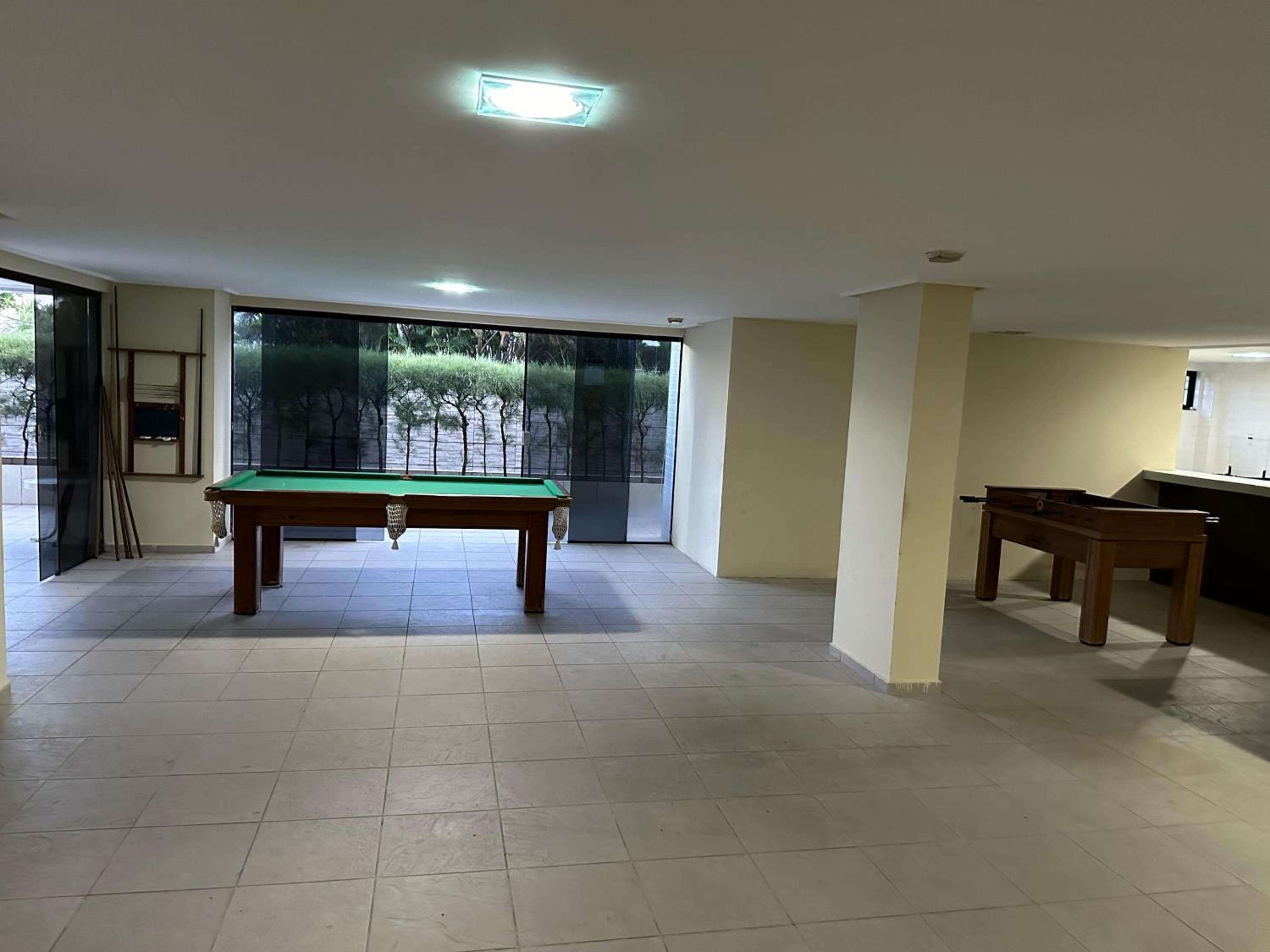 Apartamento na Av. Cabo Branco (BEIRA MAR)